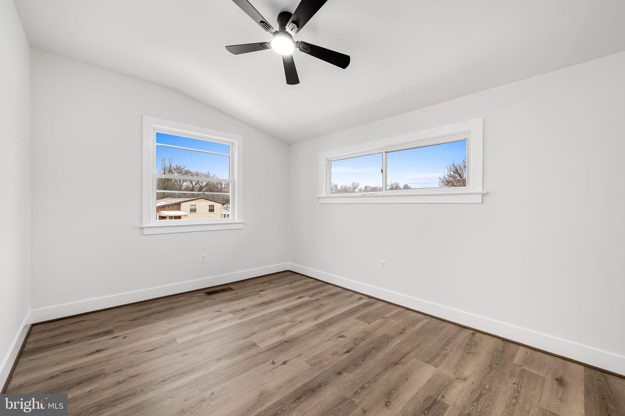 CROWN ESTATES - Residential