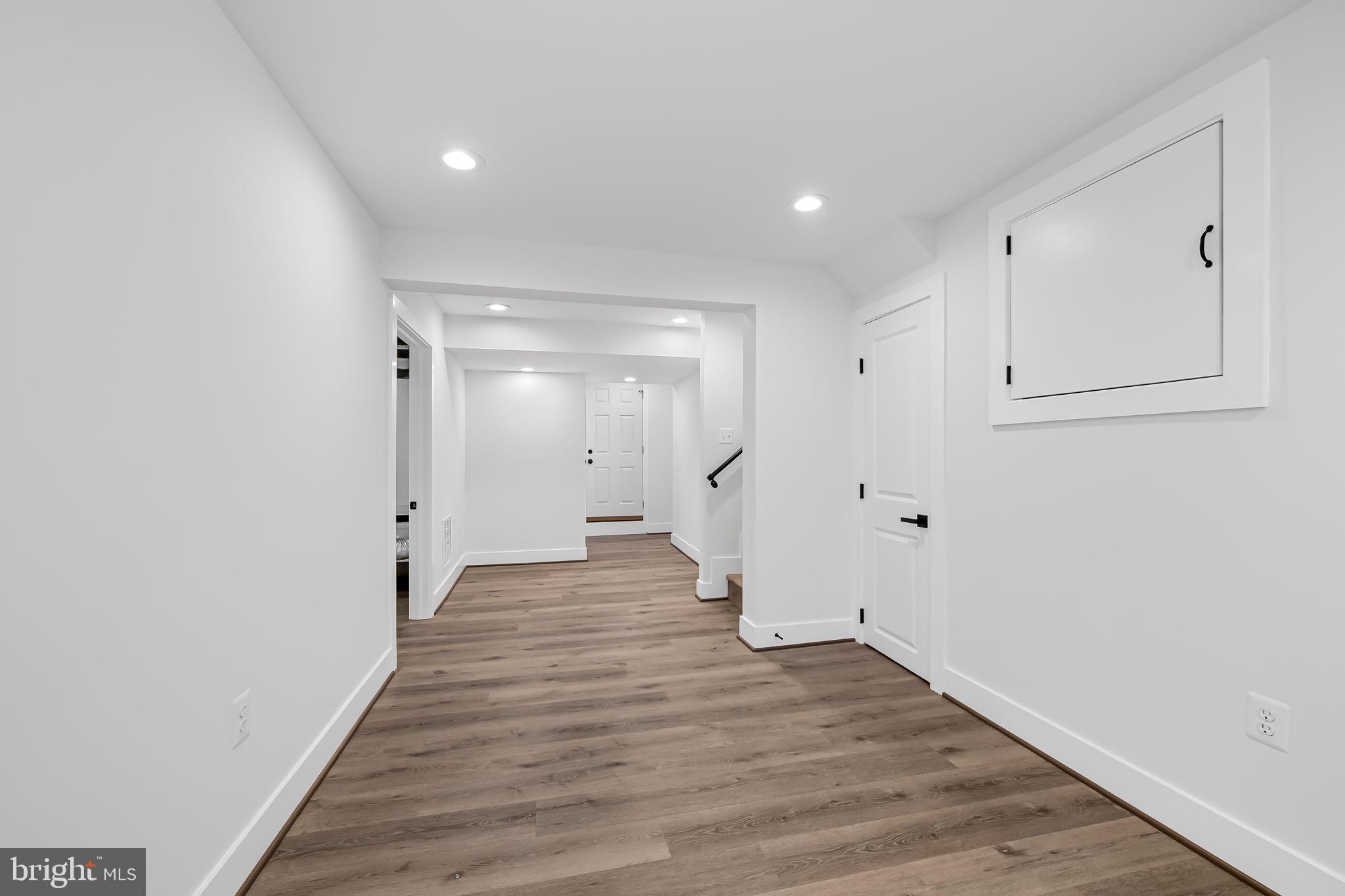 CROWN ESTATES - Residential