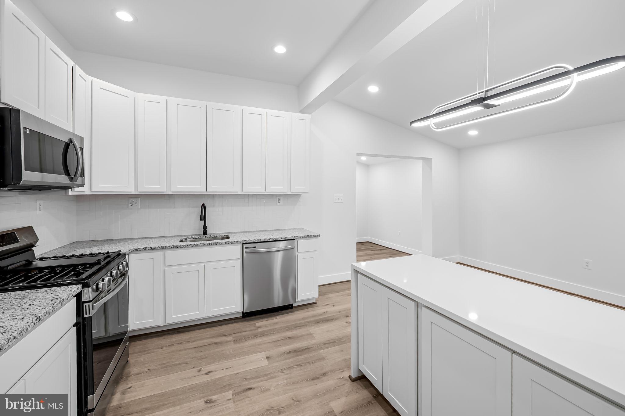 CROWN ESTATES - Residential