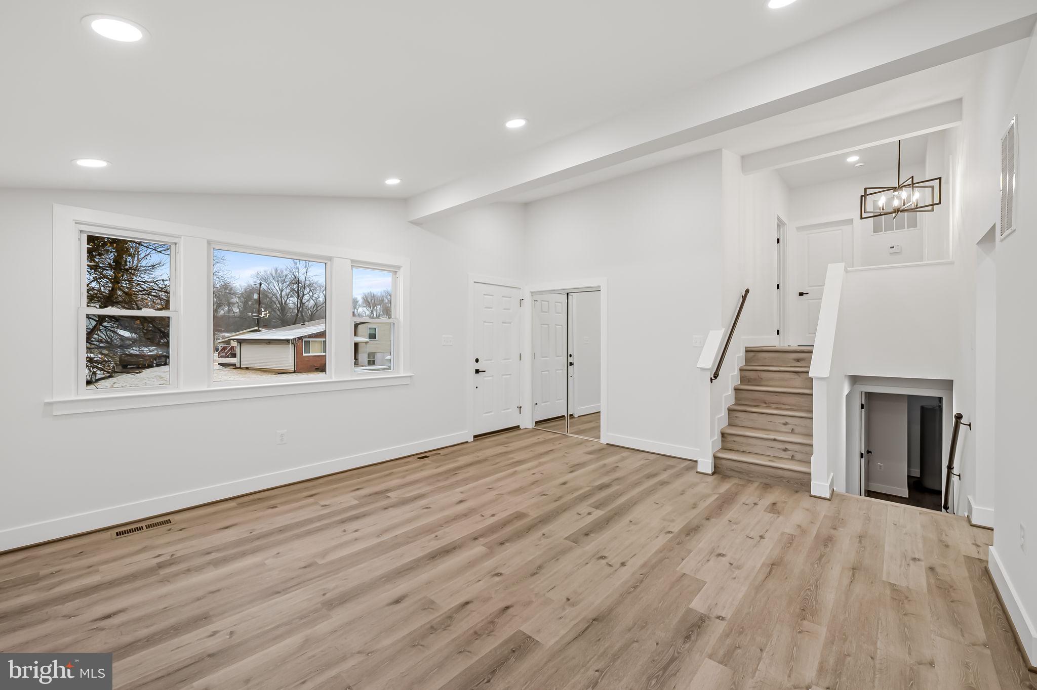 CROWN ESTATES - Residential