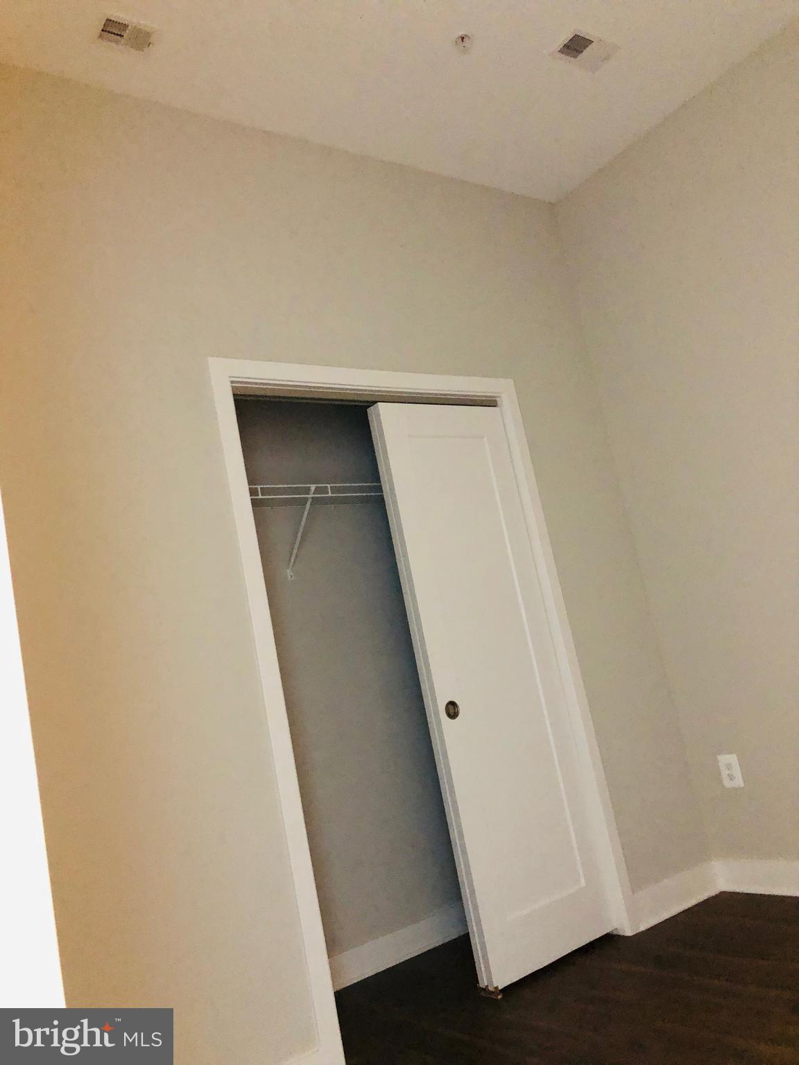 TRAFALGAR FLATS - Residential Lease