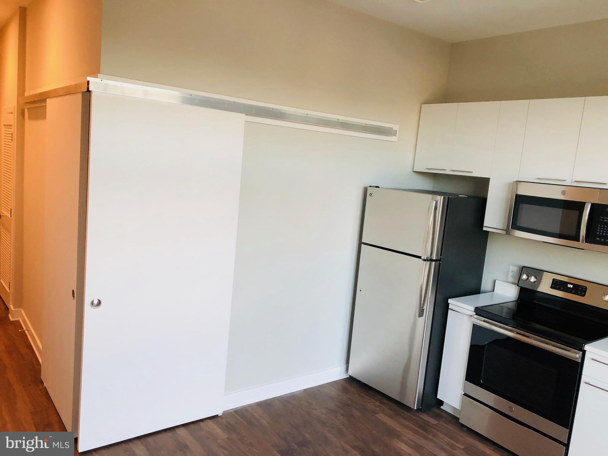 TRAFALGAR FLATS - Residential Lease