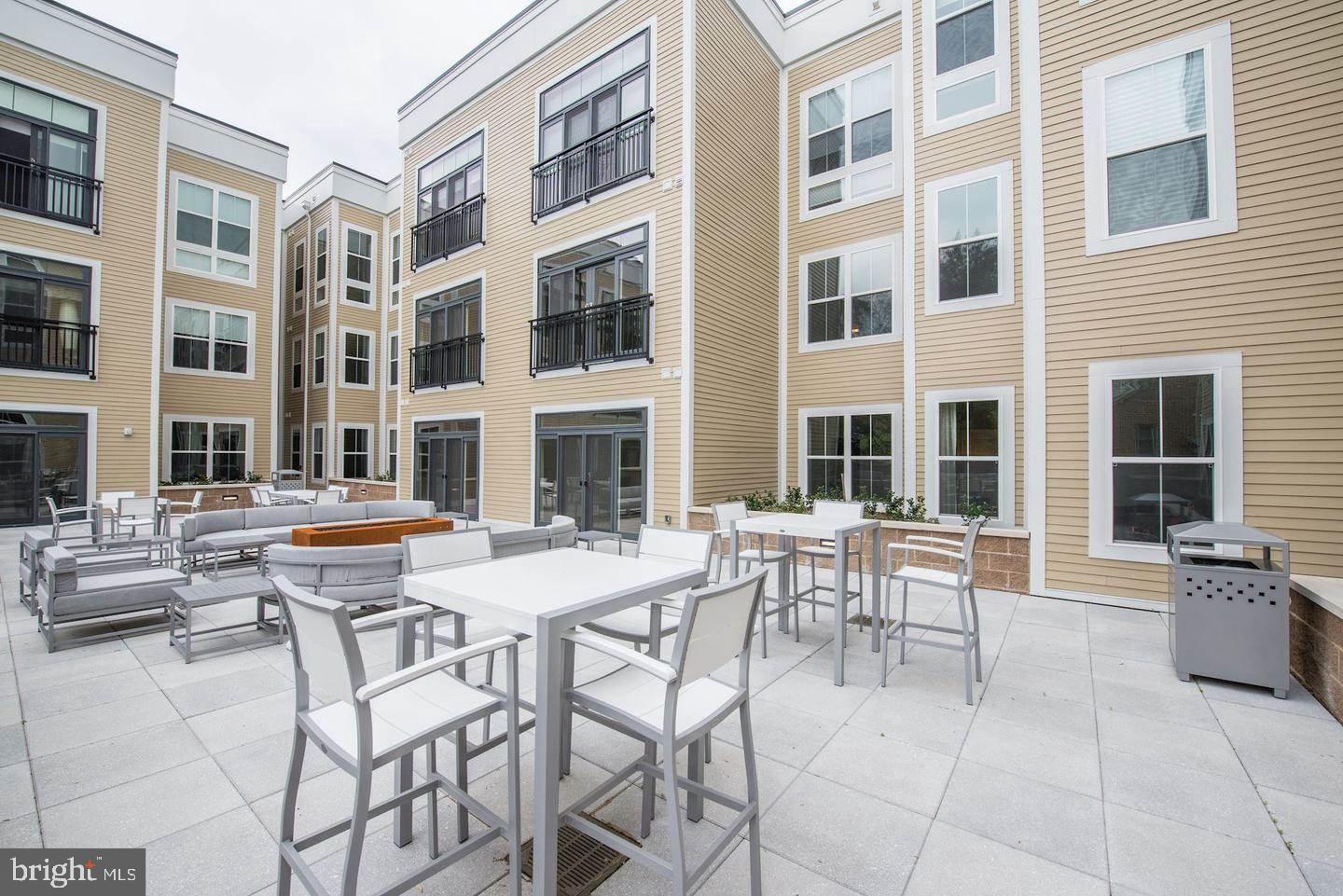 TRAFALGAR FLATS - Residential Lease