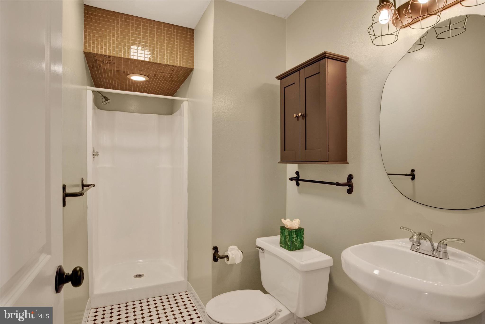 34 FAIRFAX VILLAGE