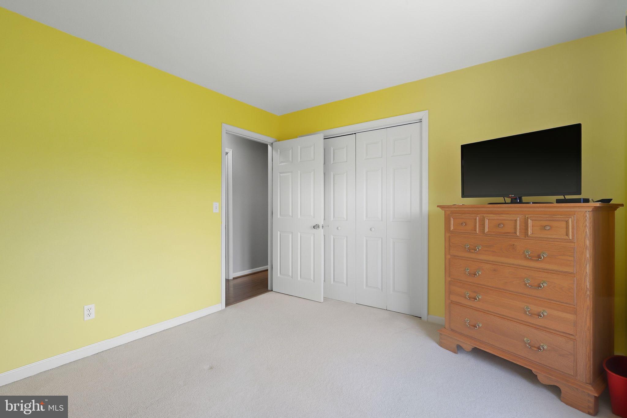 PEMBERTON PONDS - Residential