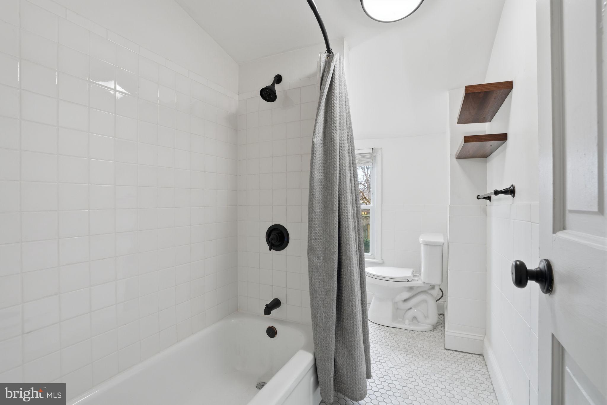 GERMANTOWN (WEST) - Residential