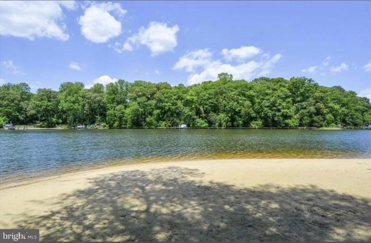 SUNRISE BEACH - Residential