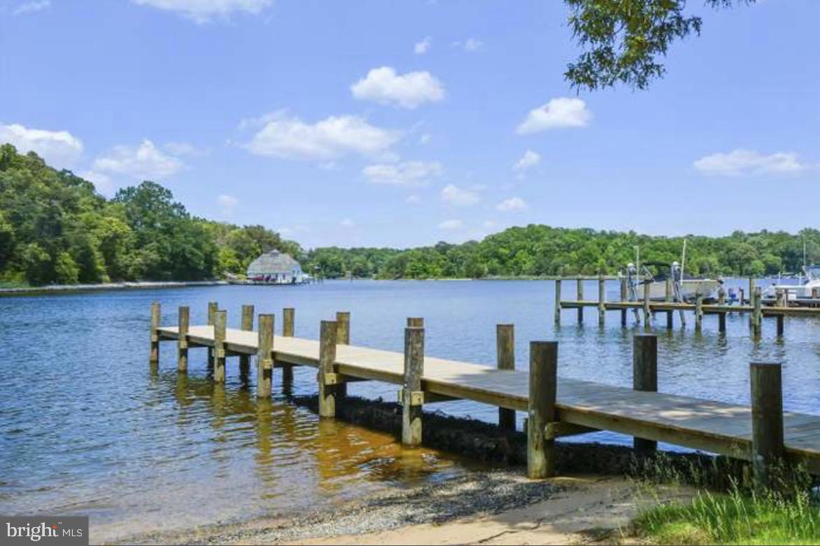 SUNRISE BEACH - Residential