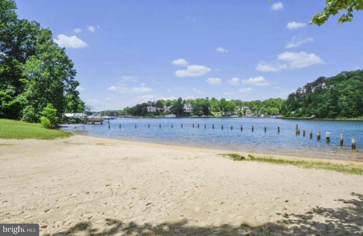 SUNRISE BEACH - Residential