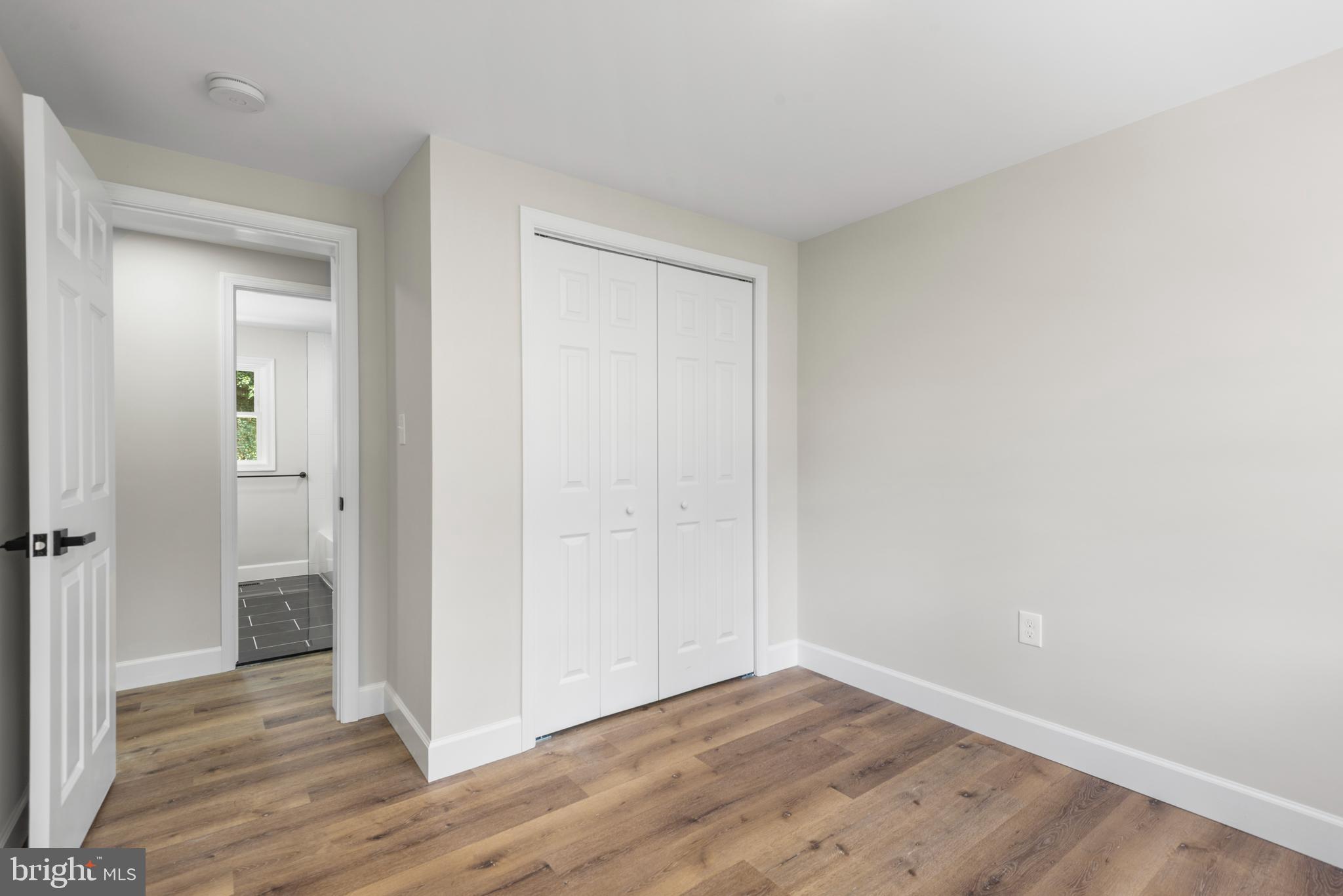 SUNRISE BEACH - Residential