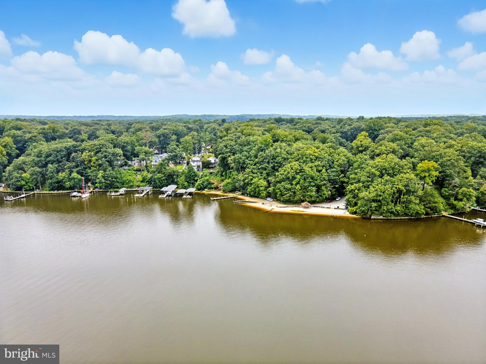 SUNRISE BEACH - Residential