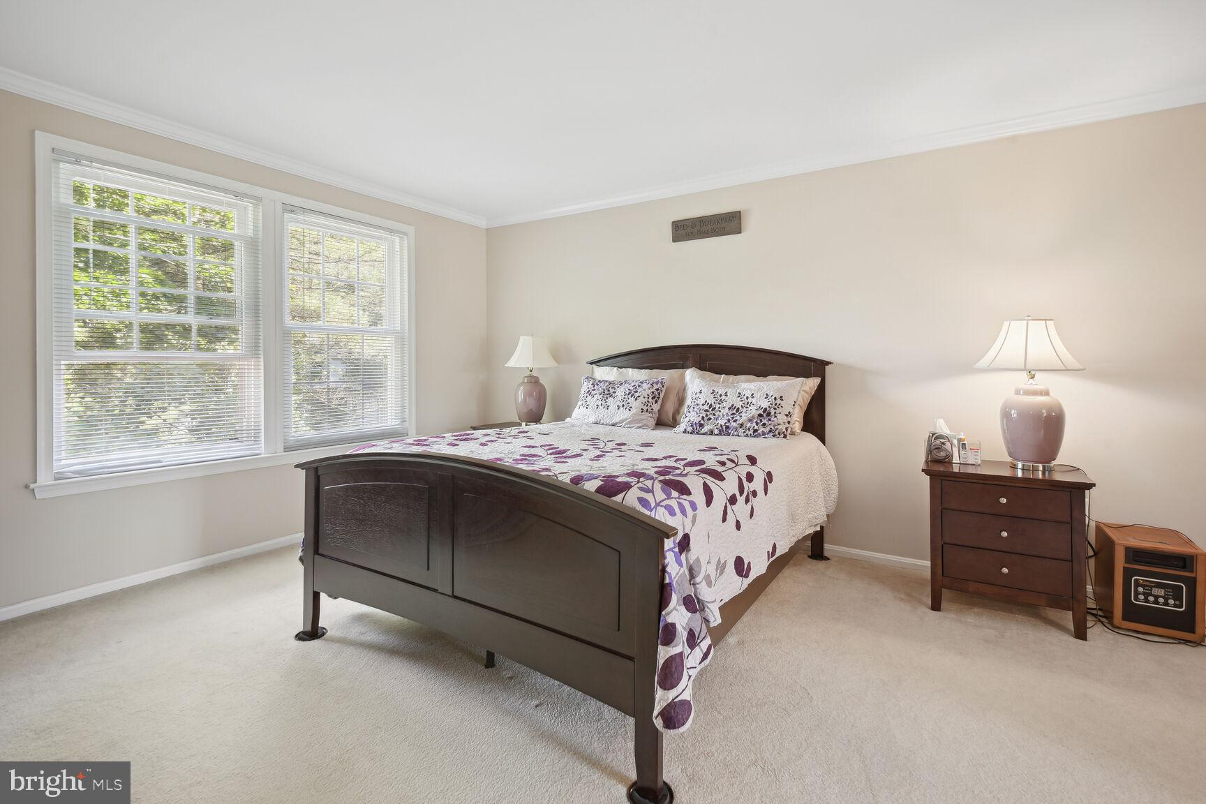 DERWOOD STATION - Residential