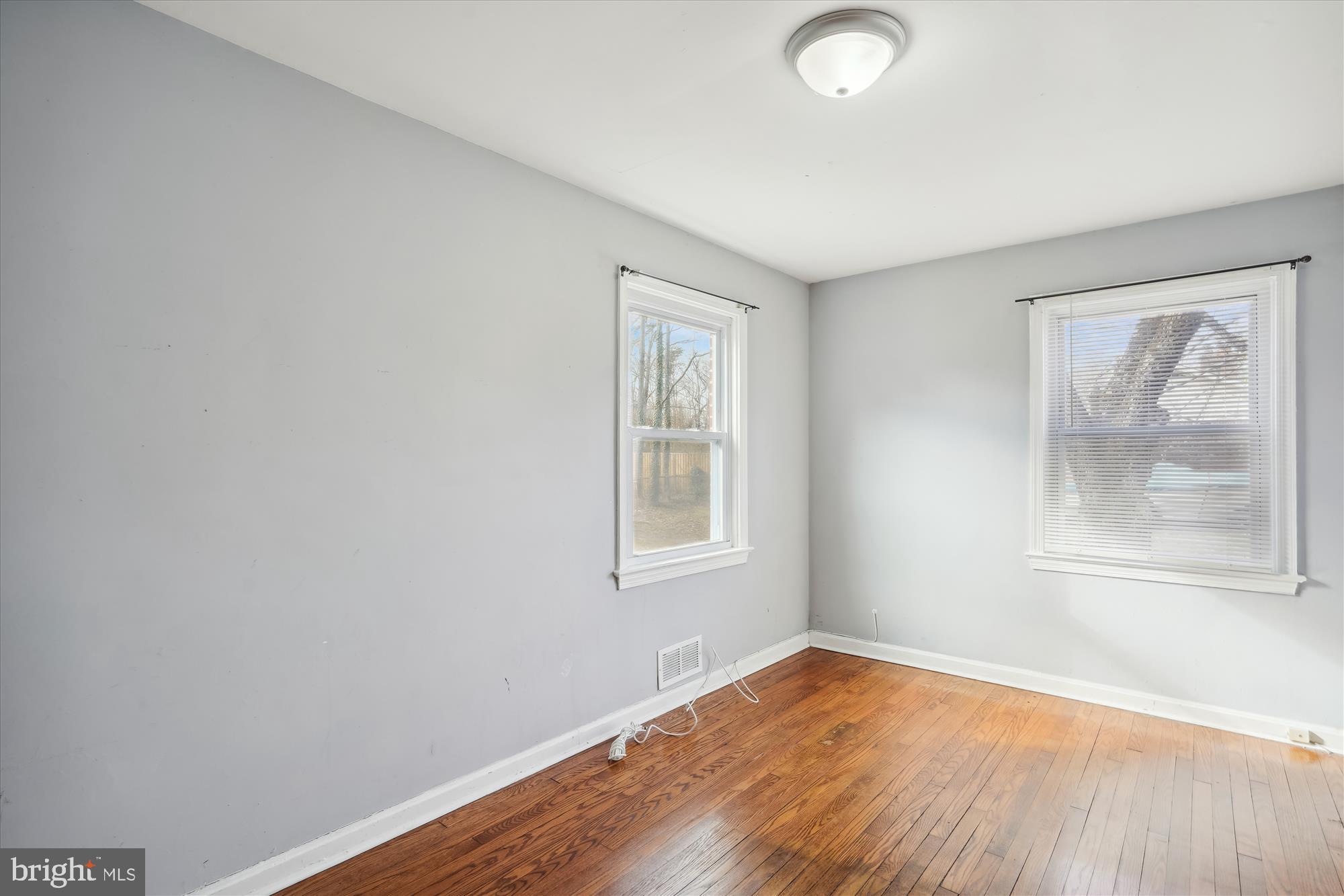 FRIENDLY FARMS - Residential