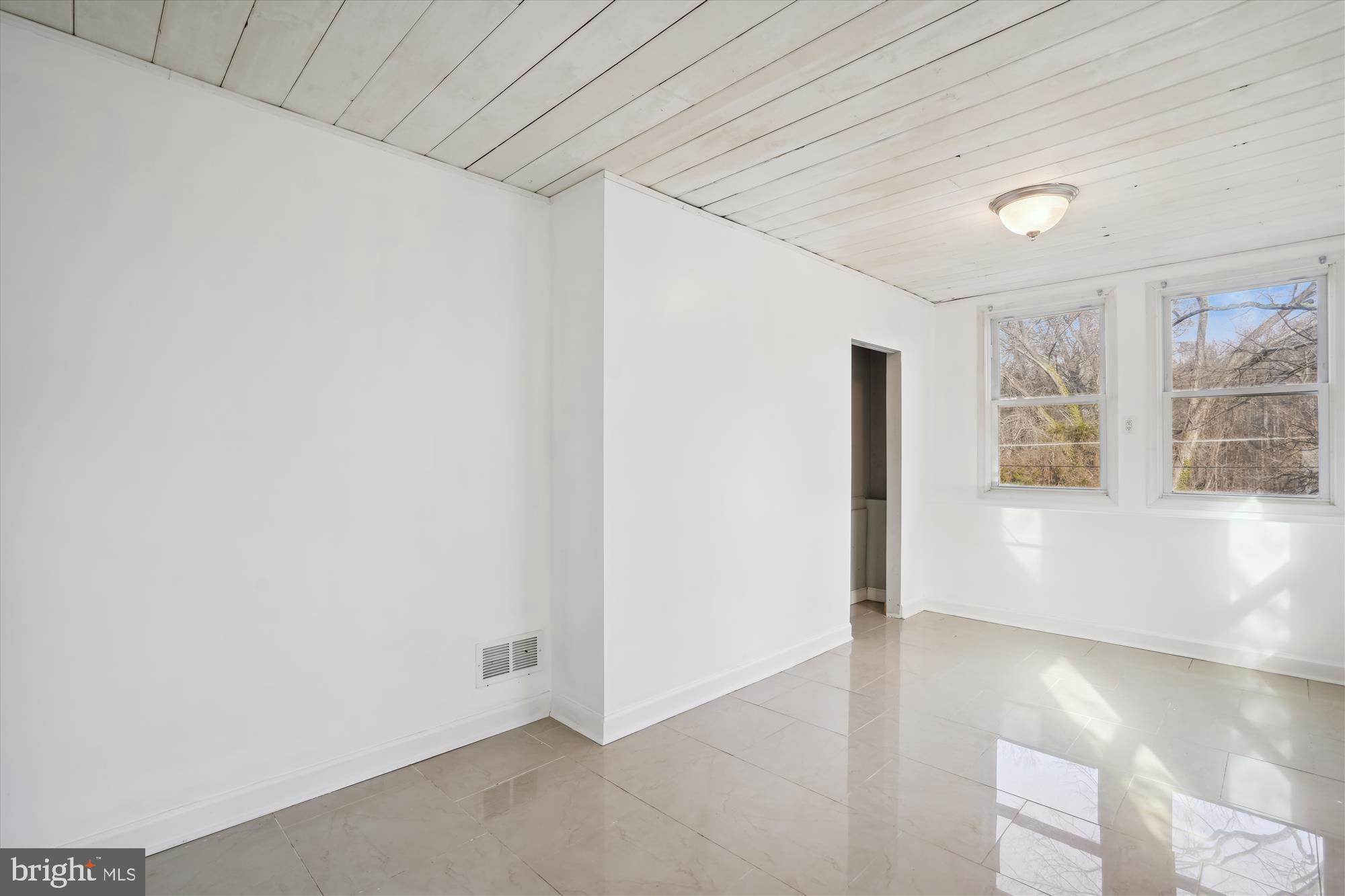 FRIENDLY FARMS - Residential