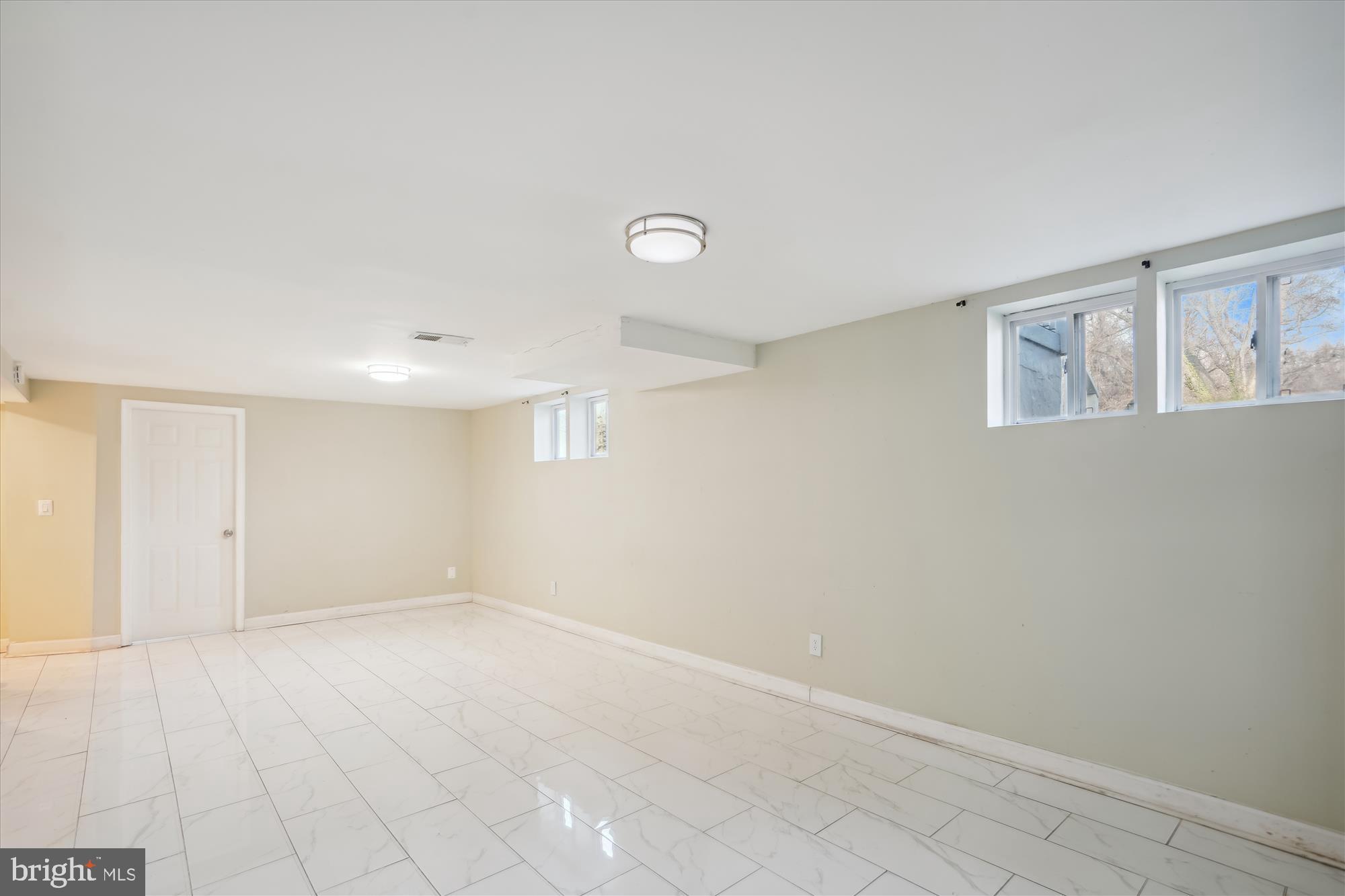 FRIENDLY FARMS - Residential