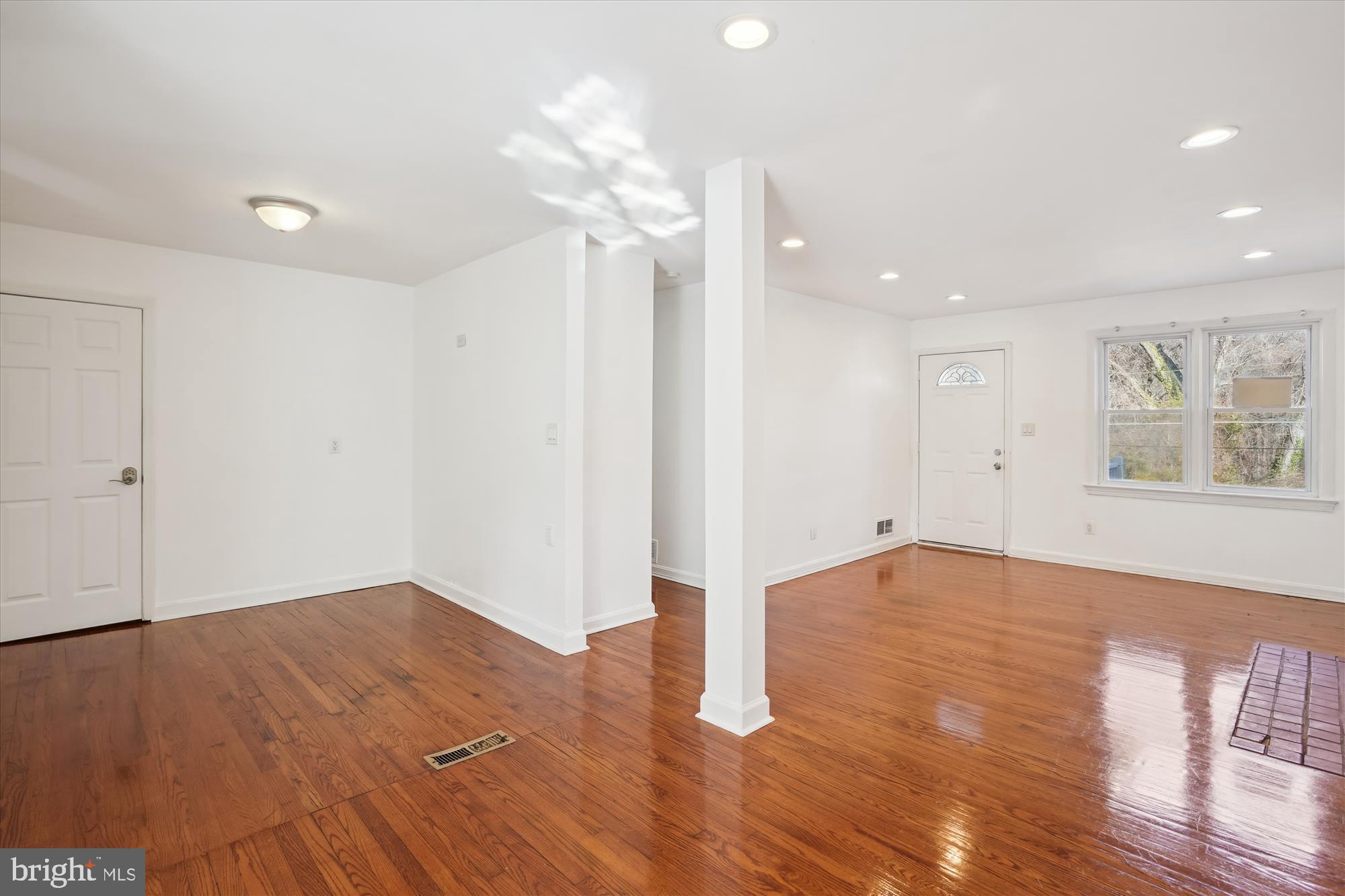 FRIENDLY FARMS - Residential