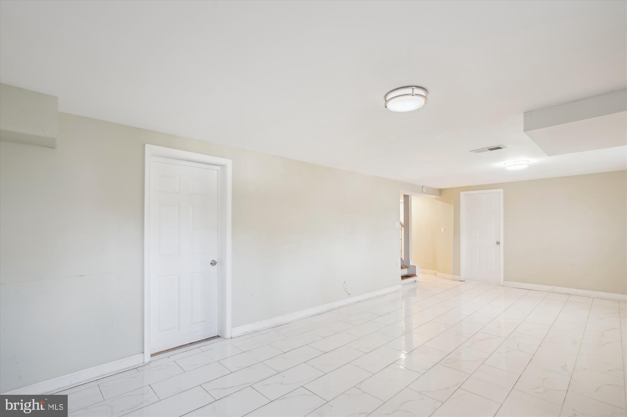 FRIENDLY FARMS - Residential