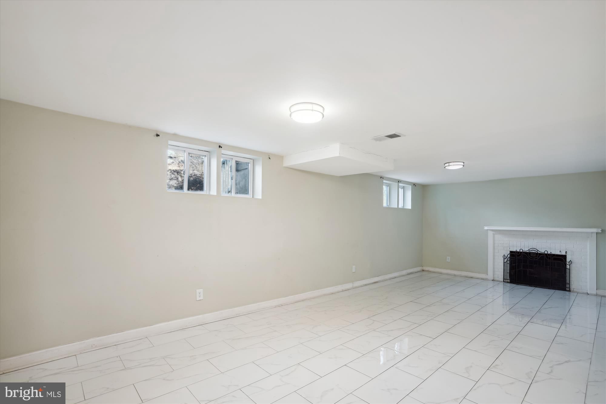 FRIENDLY FARMS - Residential