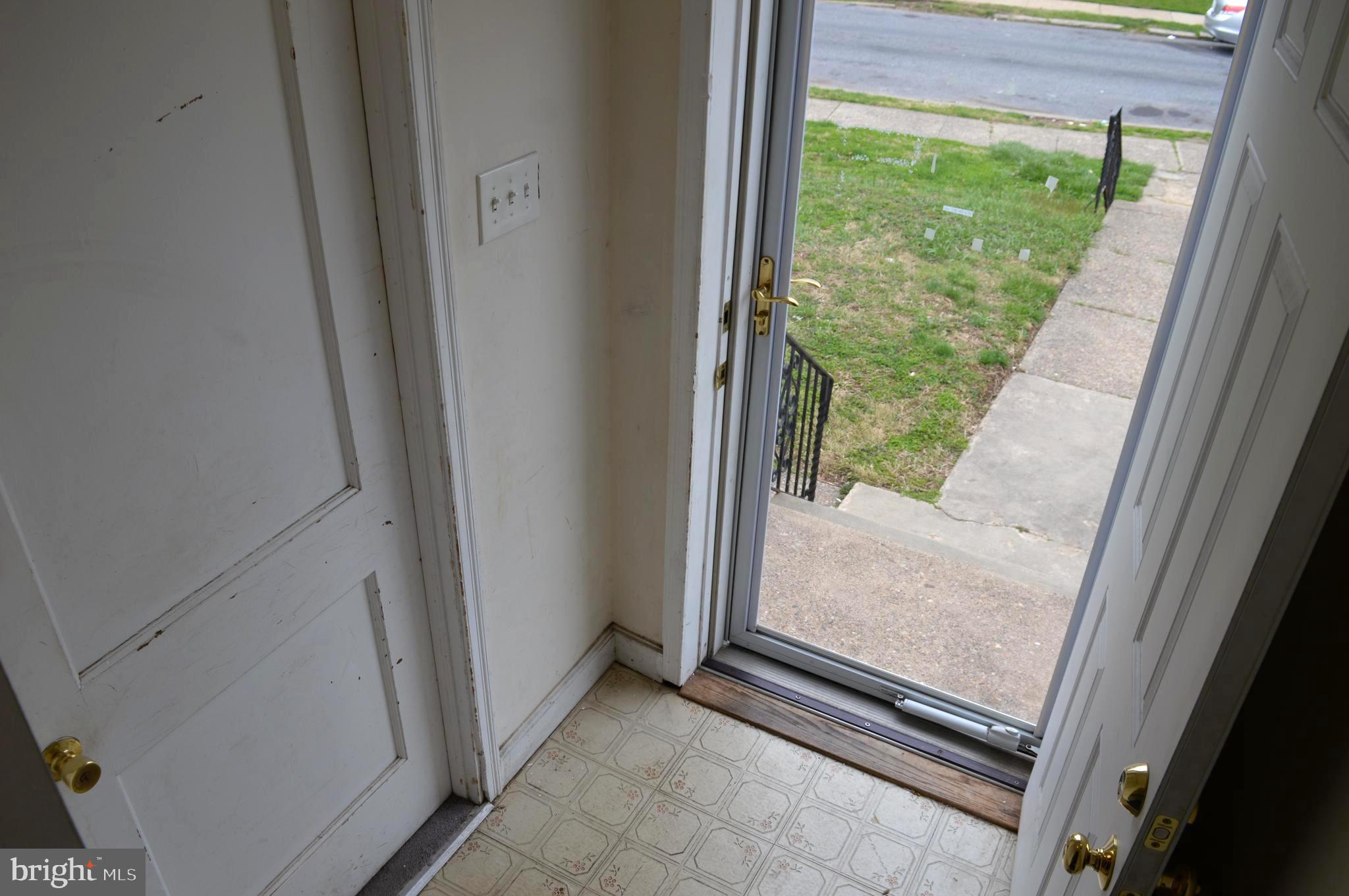 MAYFAIR - Residential Income