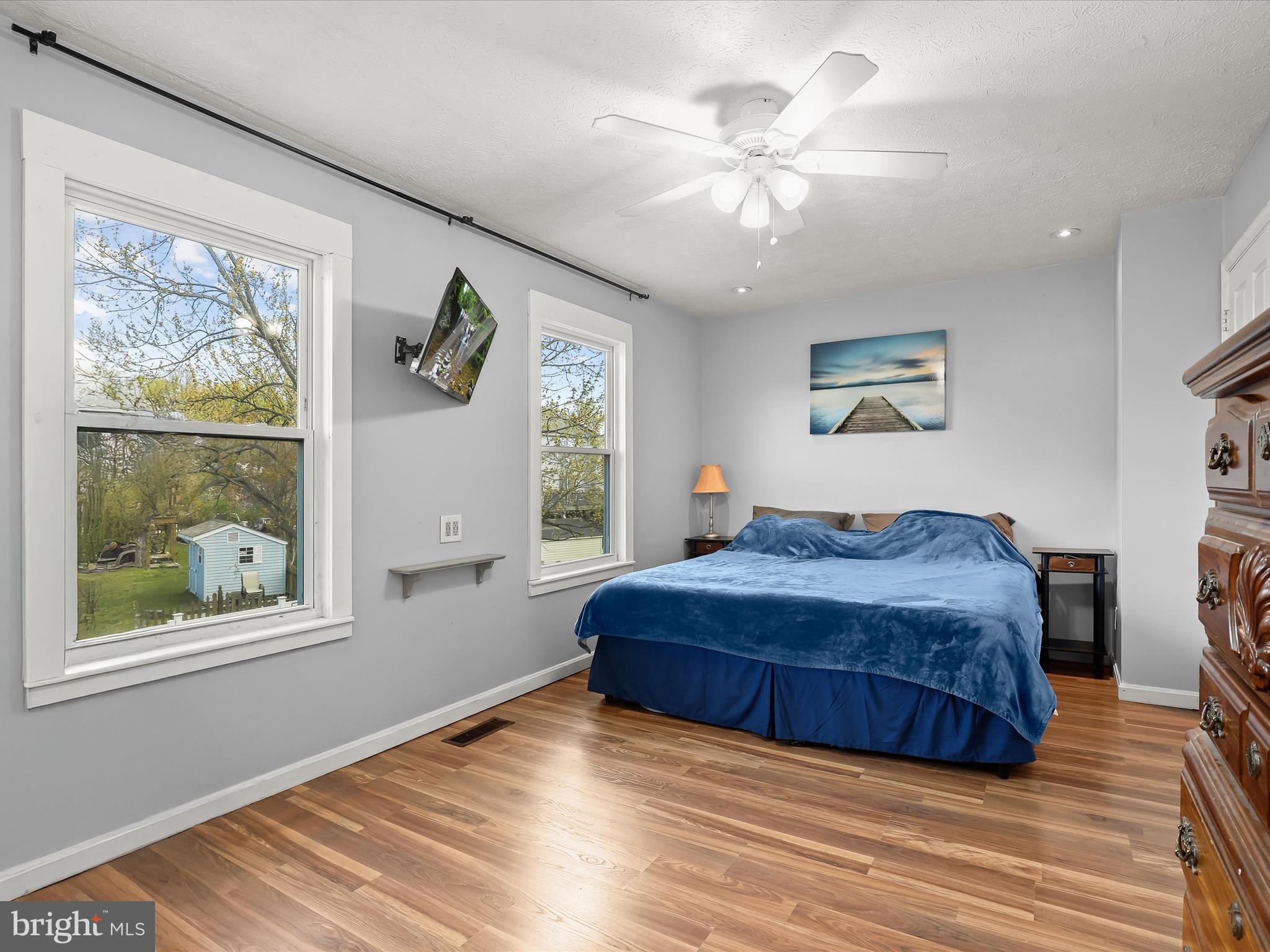 CARROLLWOOD MANOR - Residential