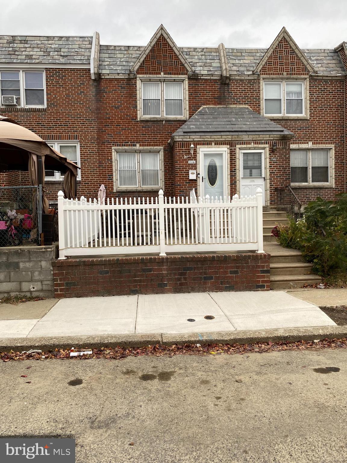 CASTOR GARDENS - Residential