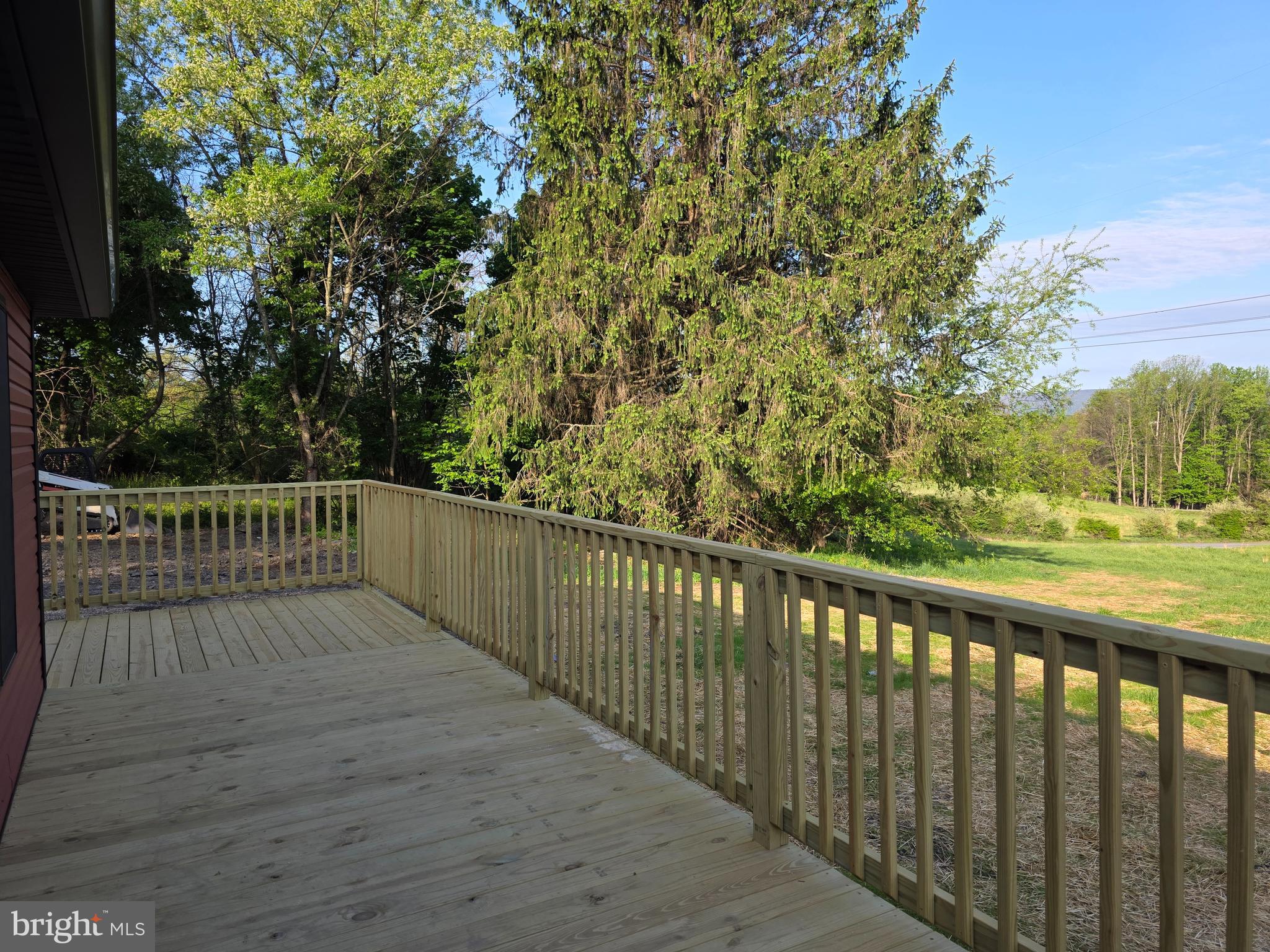 SLEEPY CREEK MOUNTAIN ESTATES - Residential