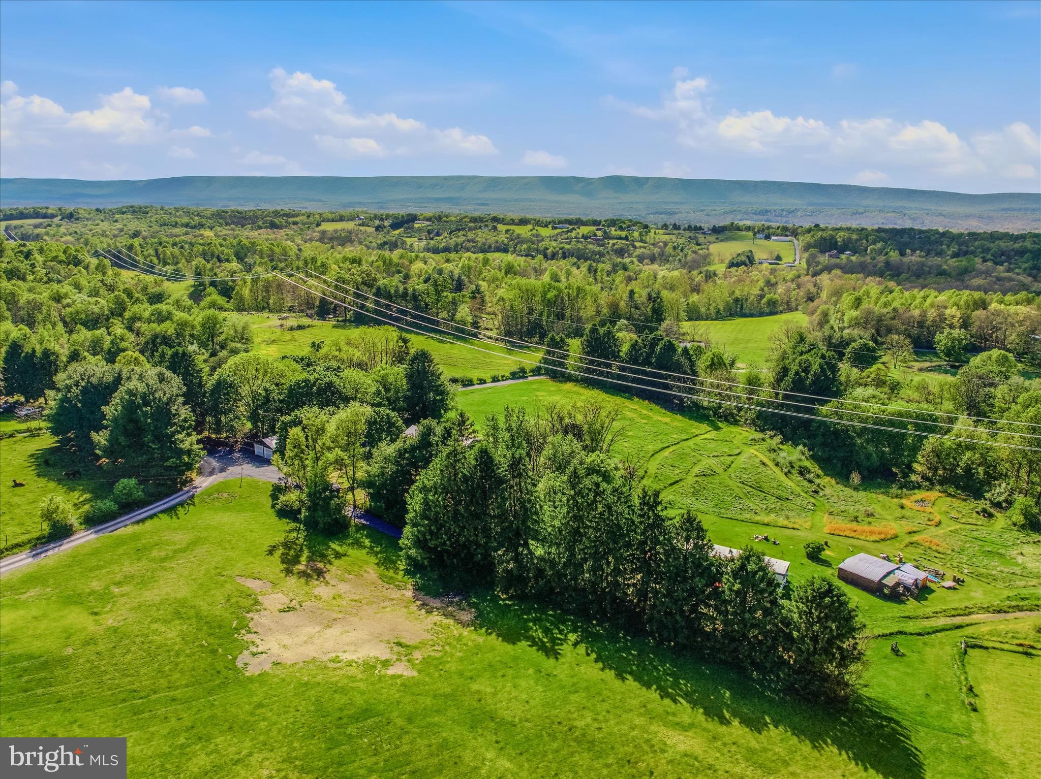 SLEEPY CREEK MOUNTAIN ESTATES - Residential