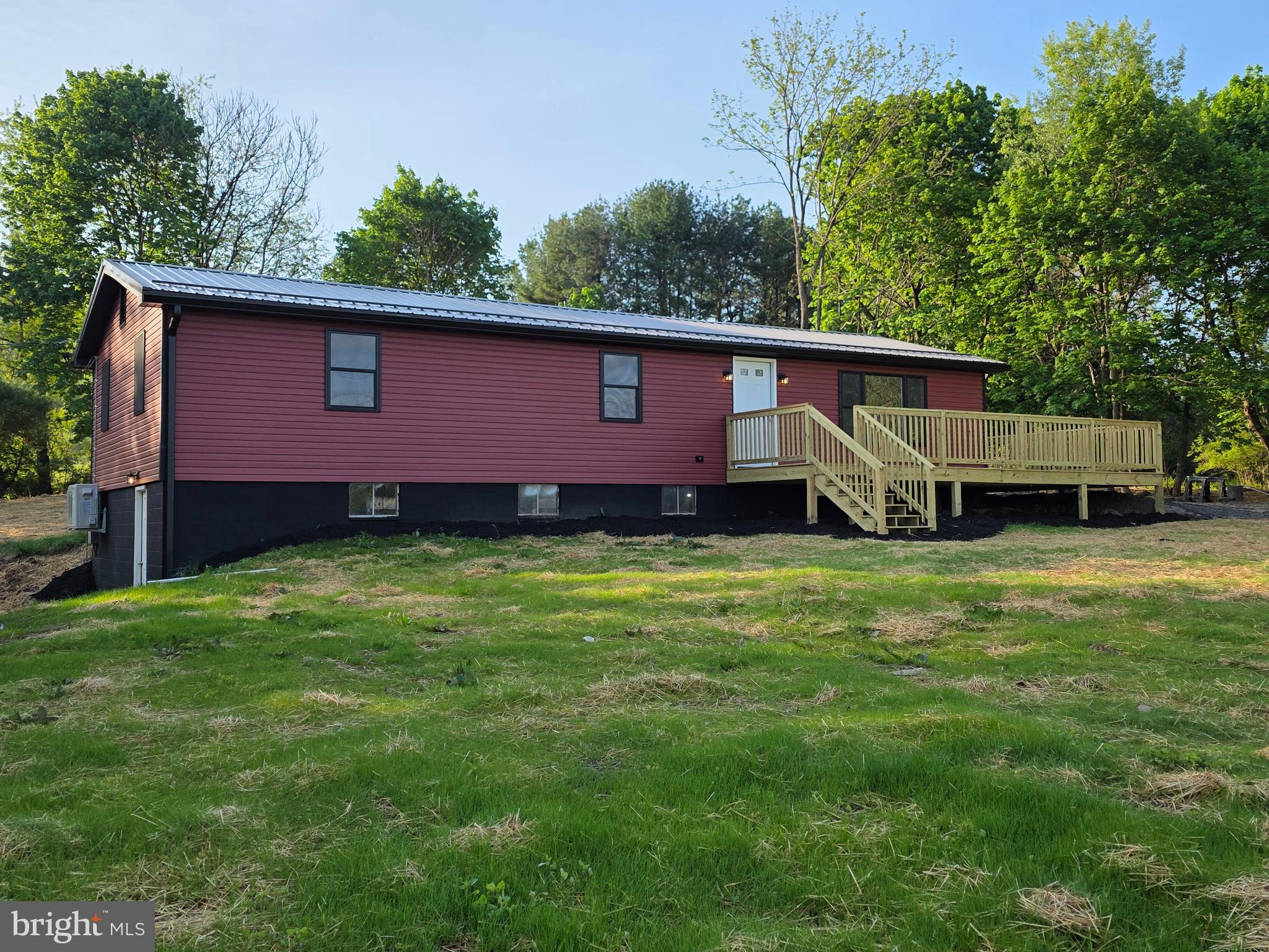 SLEEPY CREEK MOUNTAIN ESTATES - Residential