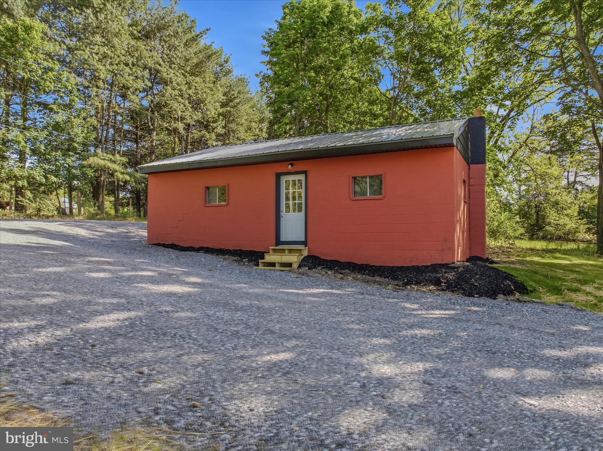 SLEEPY CREEK MOUNTAIN ESTATES - Residential
