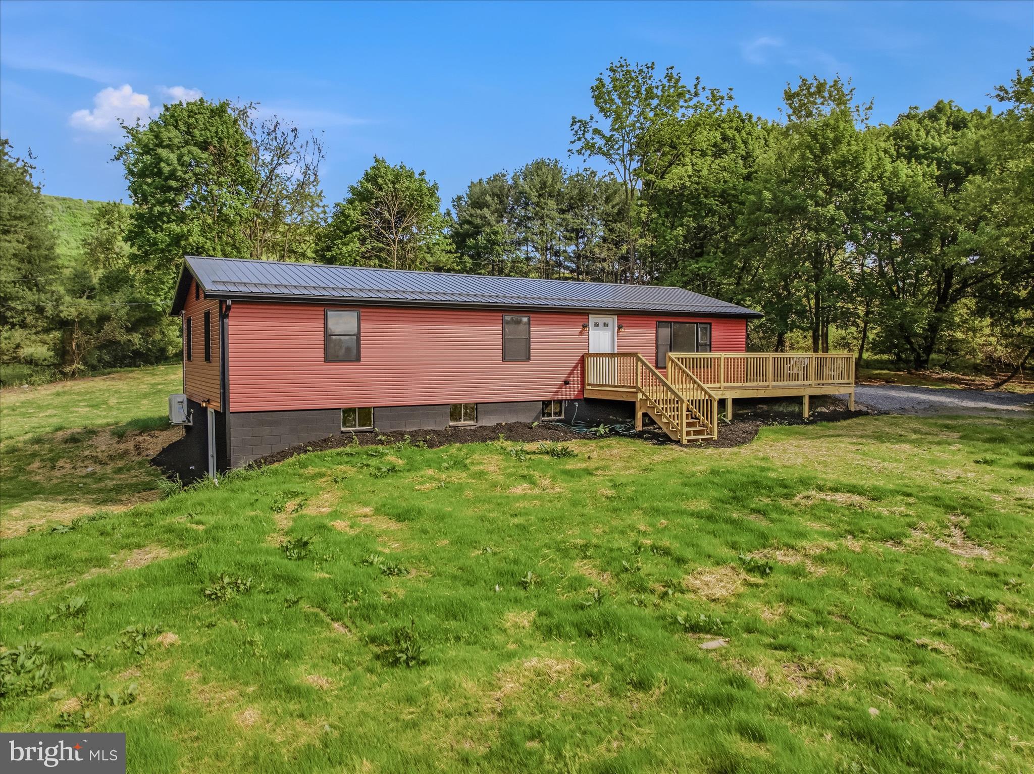 SLEEPY CREEK MOUNTAIN ESTATES - Residential