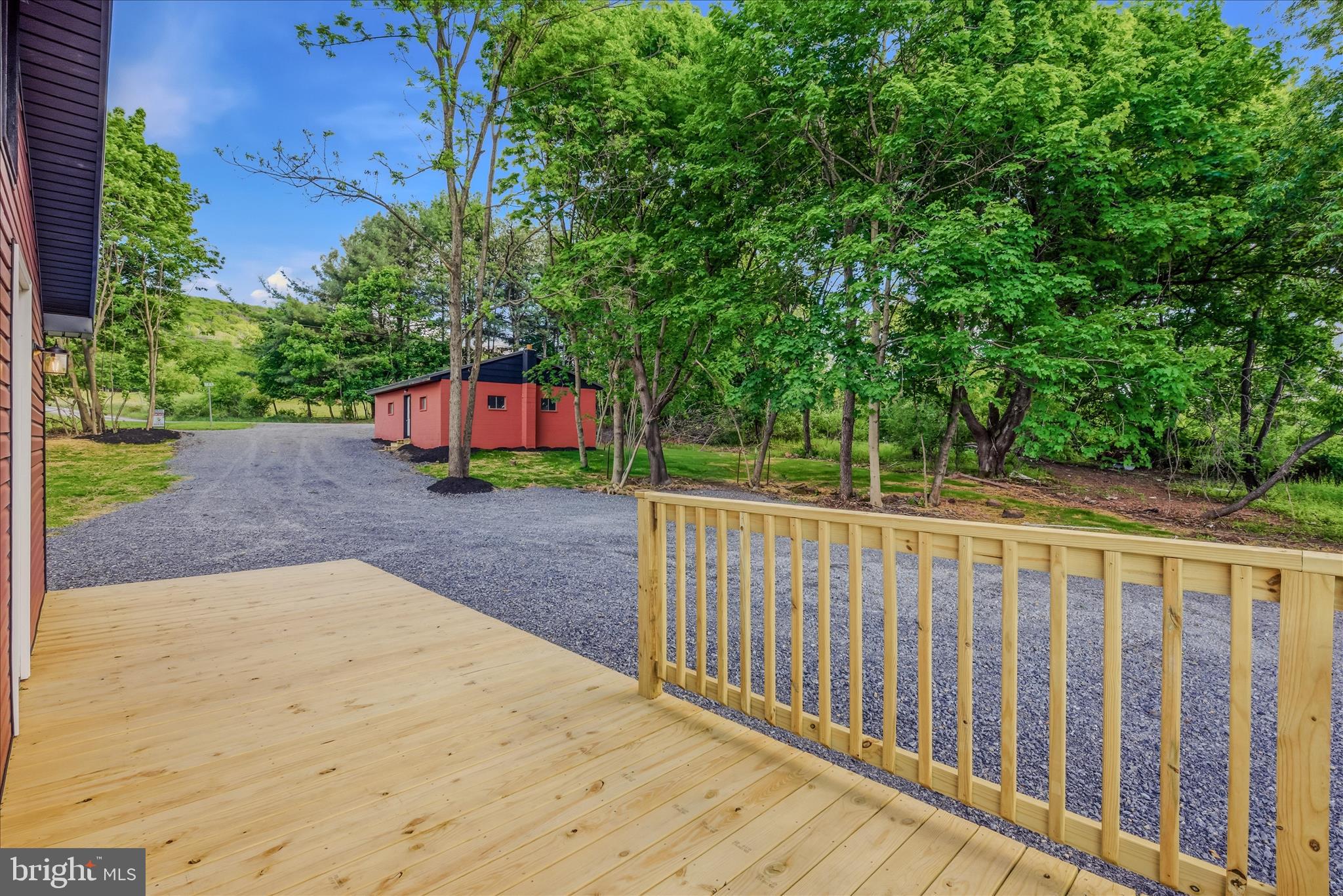 SLEEPY CREEK MOUNTAIN ESTATES - Residential