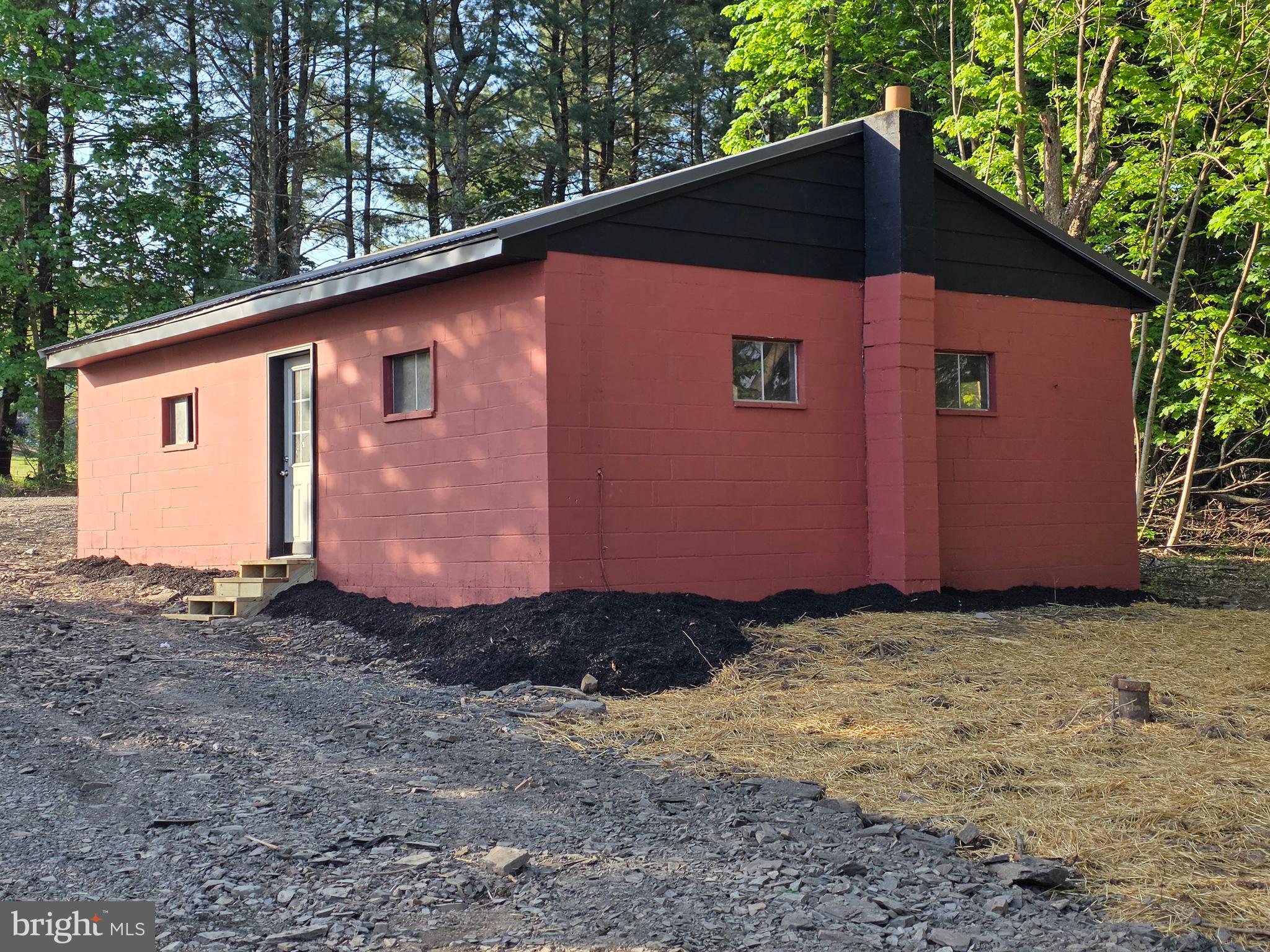 SLEEPY CREEK MOUNTAIN ESTATES - Residential