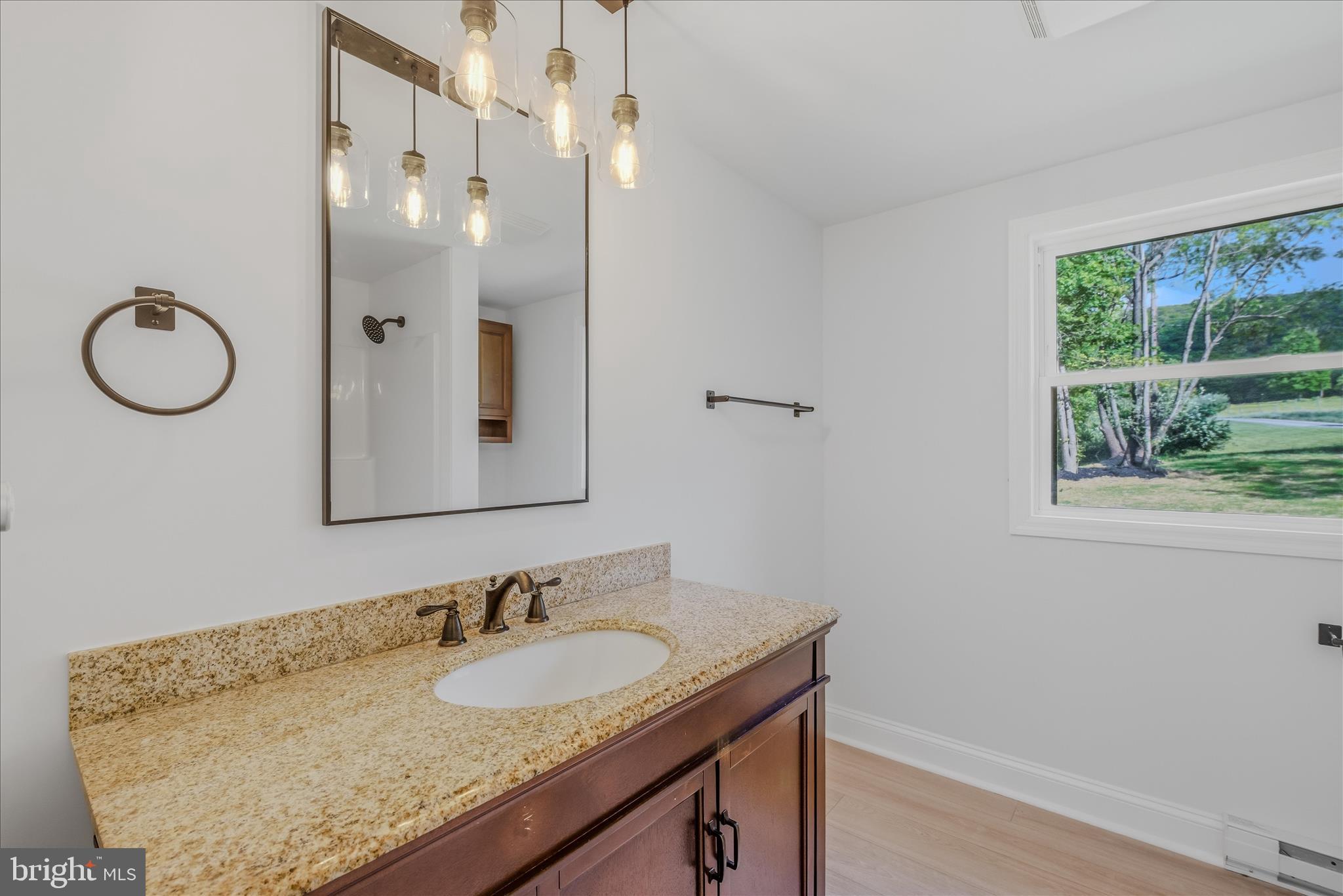 SLEEPY CREEK MOUNTAIN ESTATES - Residential