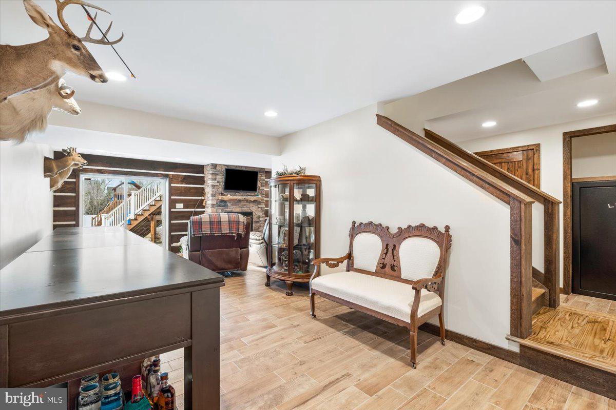 PRINCETON SHOALS - Residential