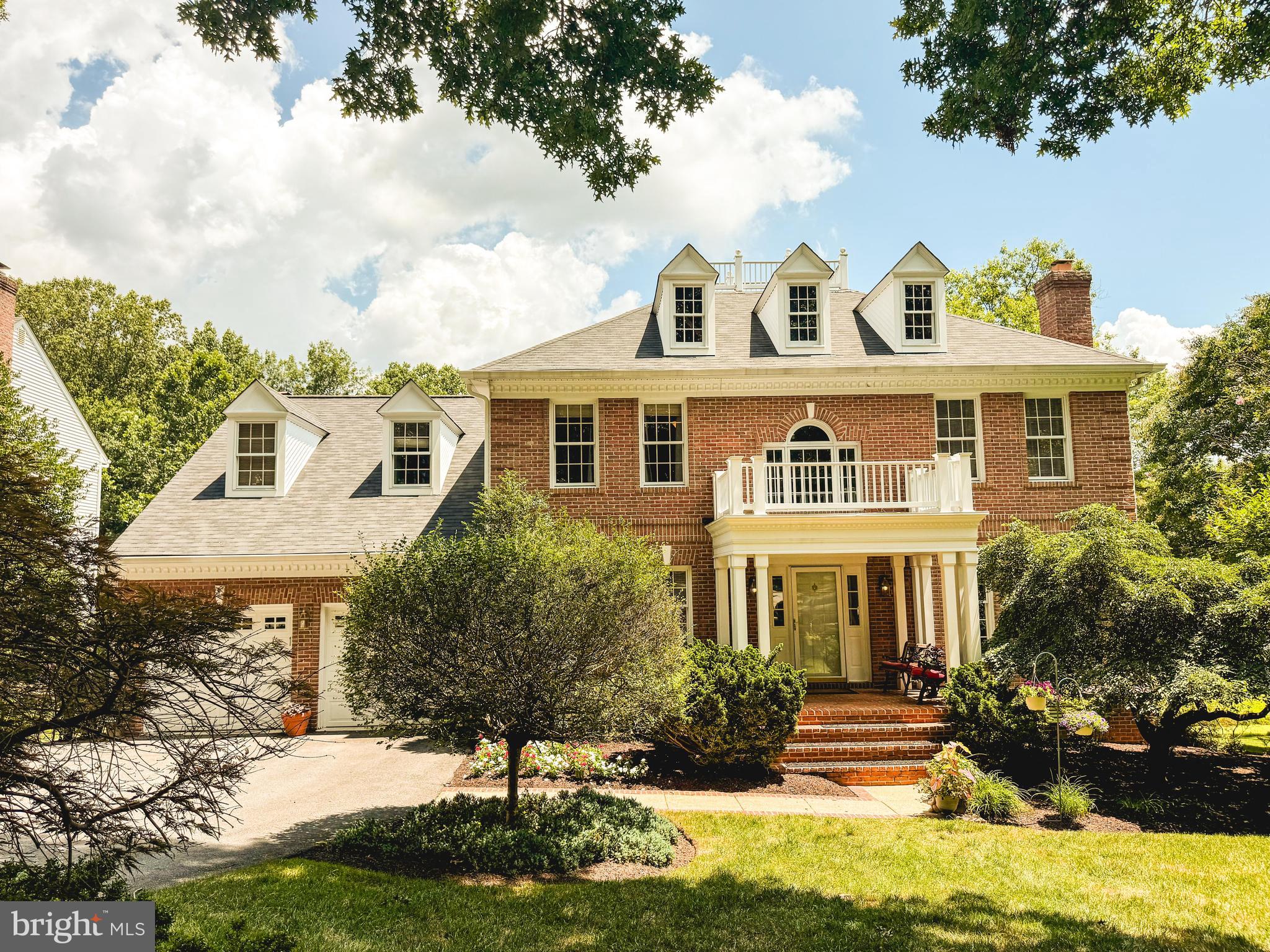 9702 GRETCHEN LANE