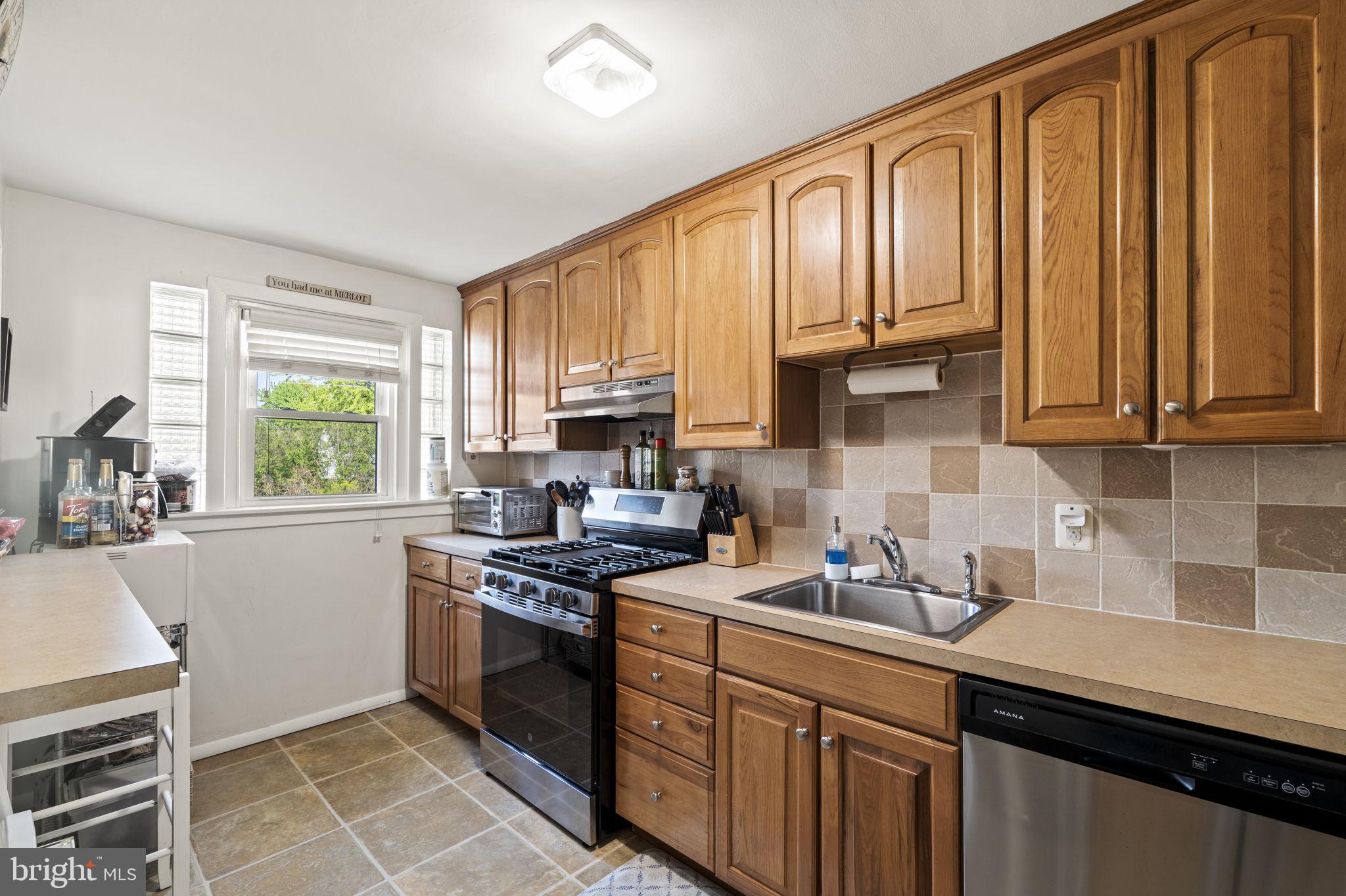 DREXEL HILL - Residential