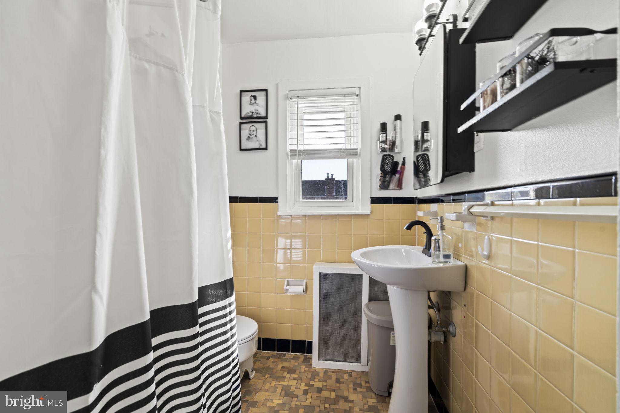 DREXEL HILL - Residential