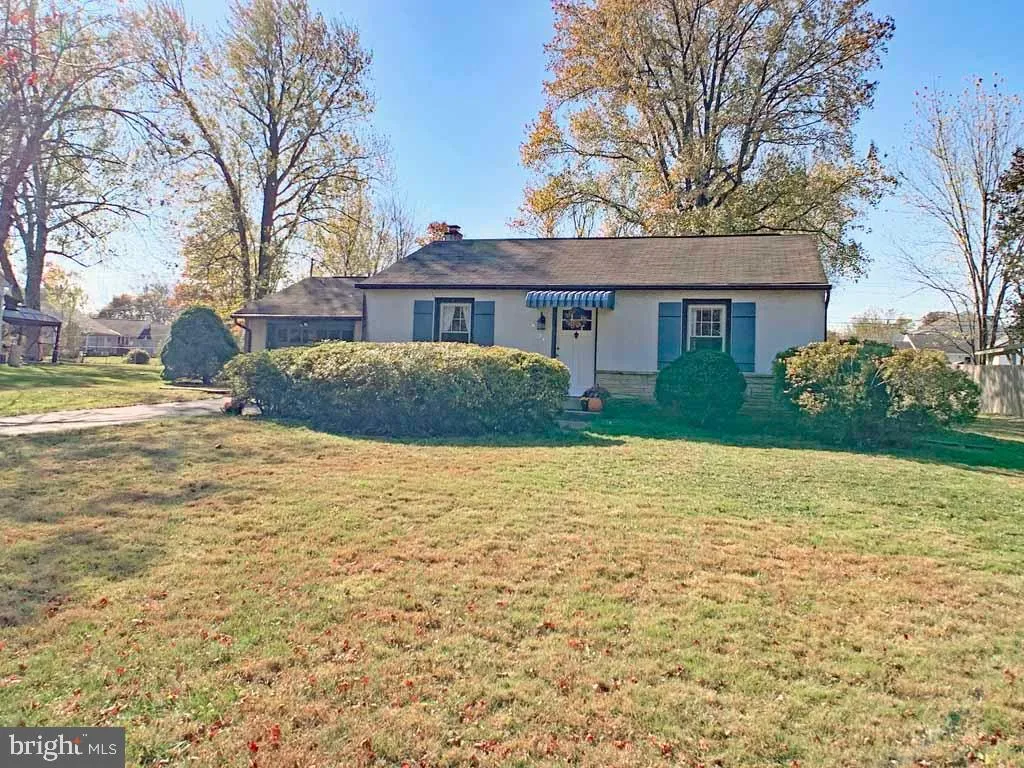 425 Springbrook Lane, Hatboro, PA 19040
