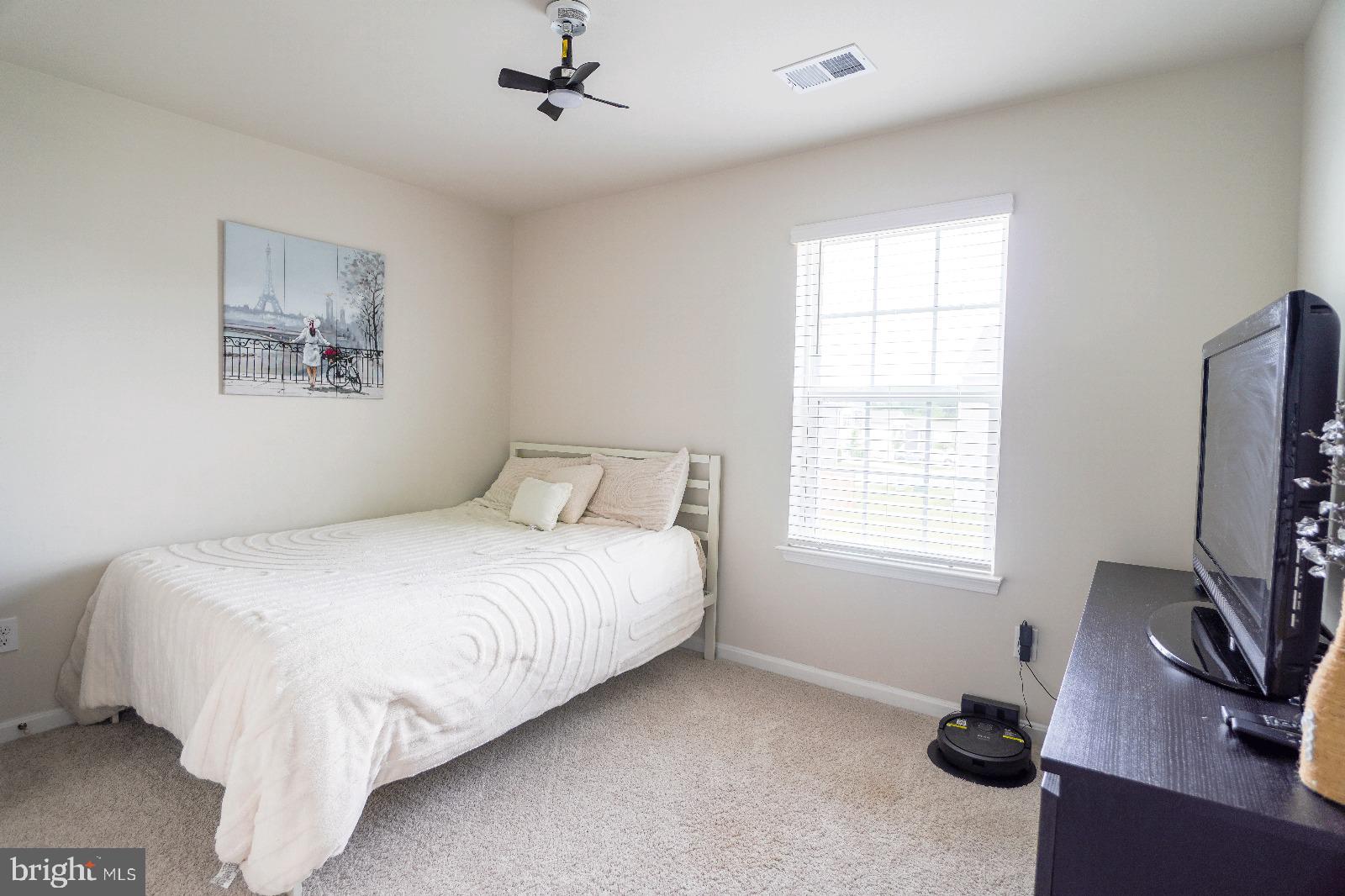 MAGNOLIA SPRINGS - Residential Lease