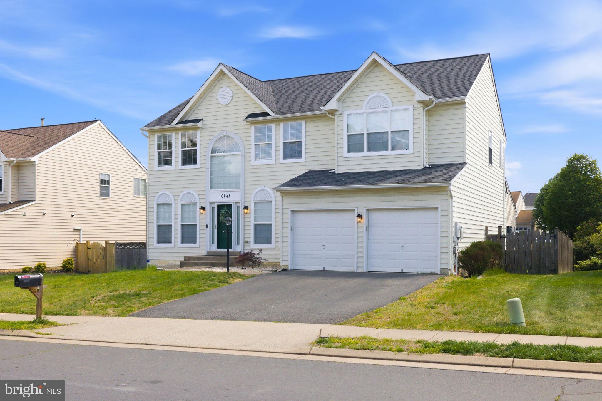 10241 AQUA VIEW COURT