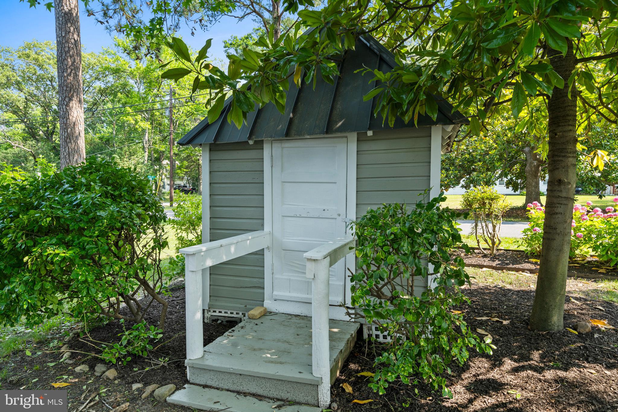 COBB ISLAND - Residential
