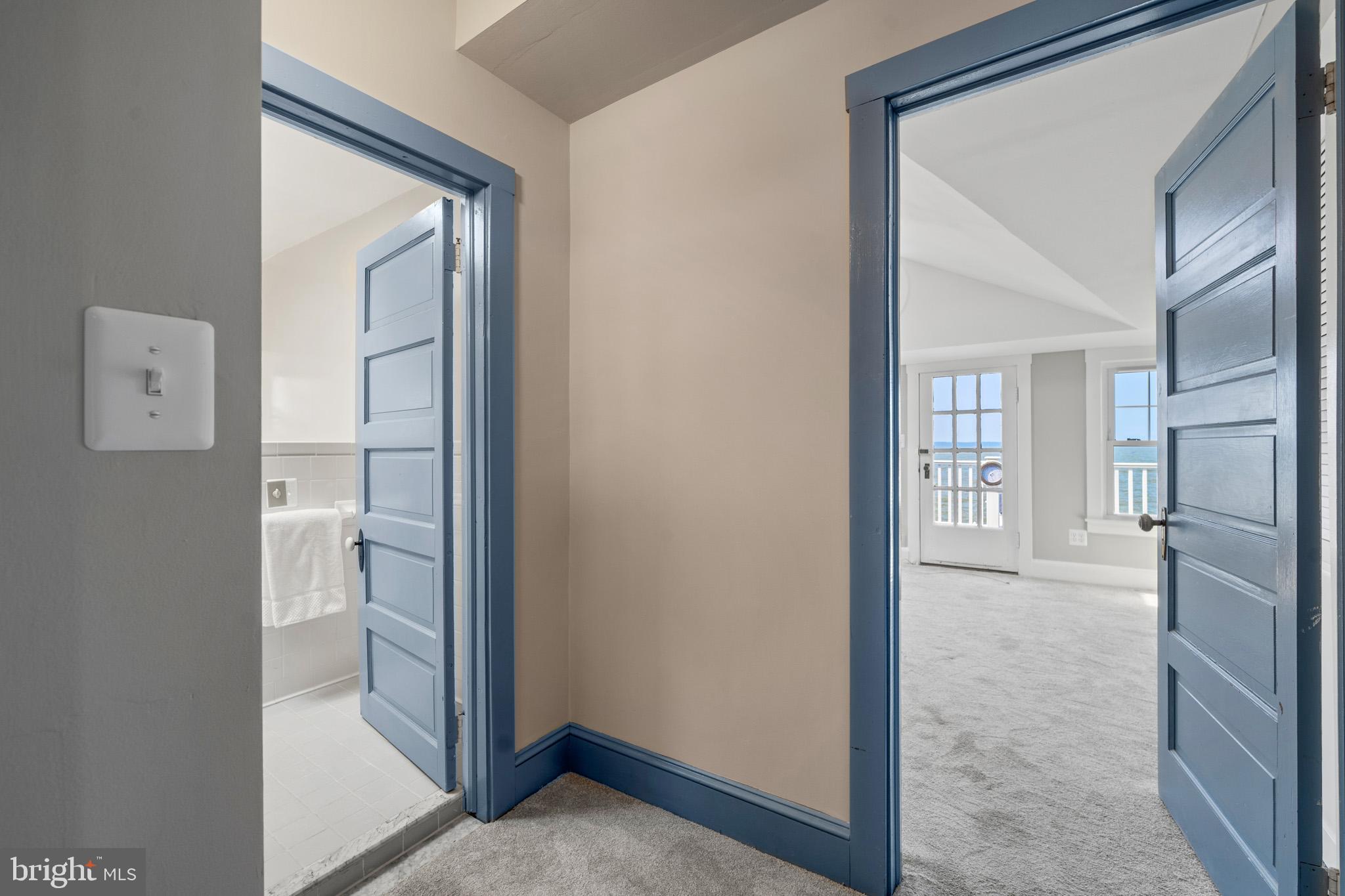 COBB ISLAND - Residential