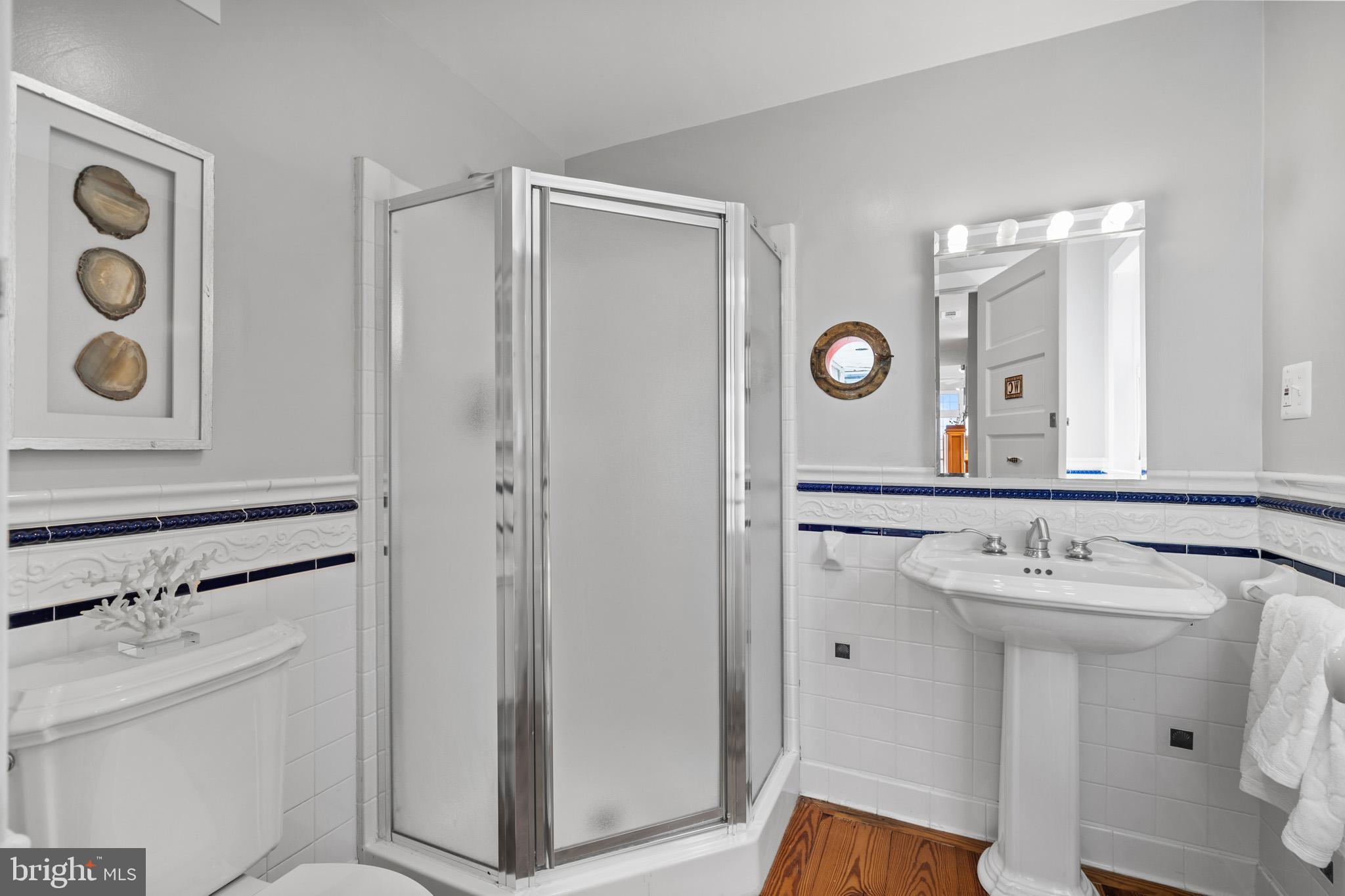 COBB ISLAND - Residential