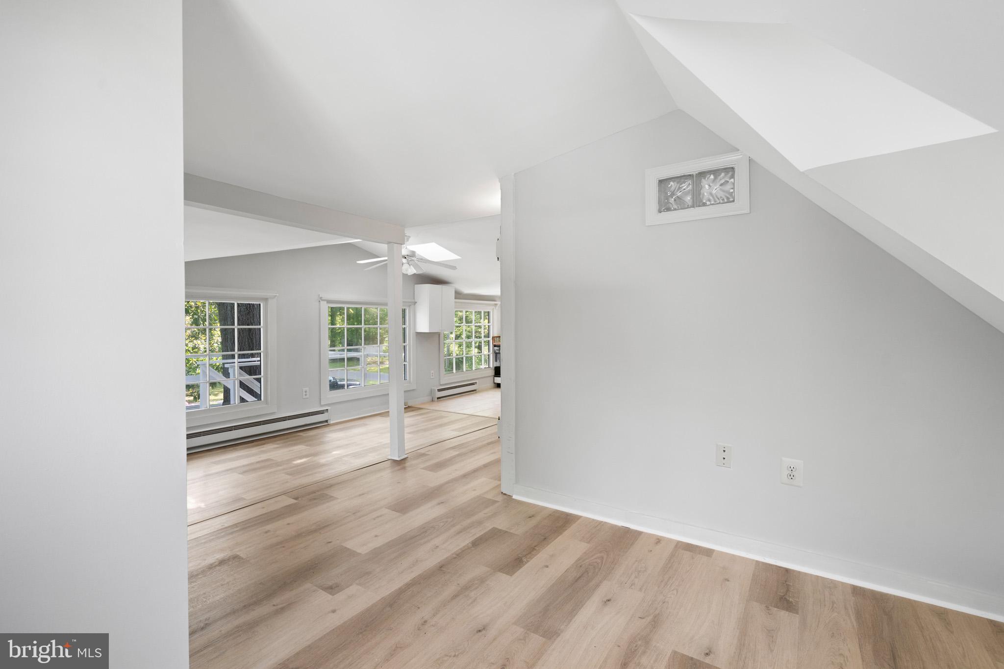 COBB ISLAND - Residential