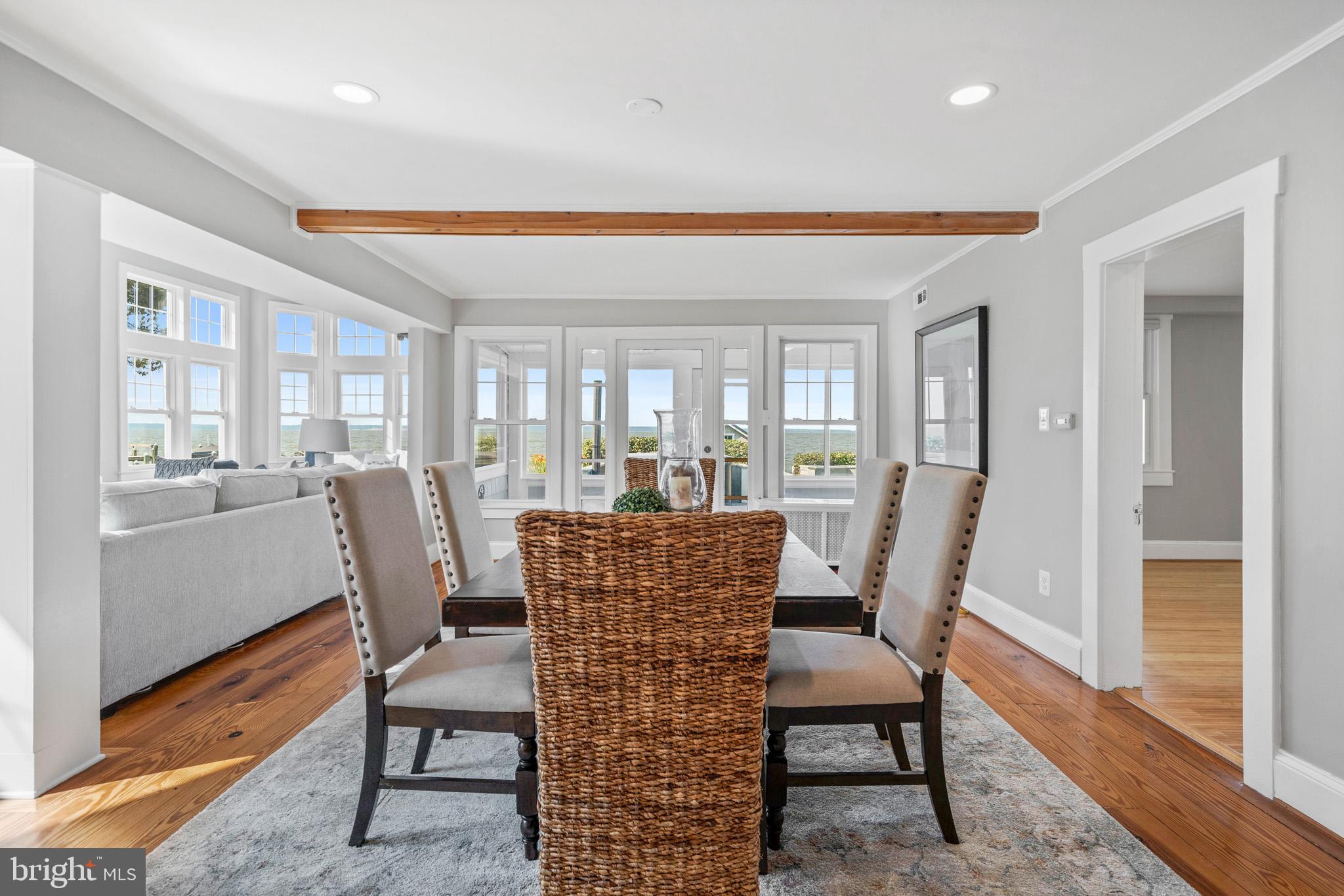 COBB ISLAND - Residential