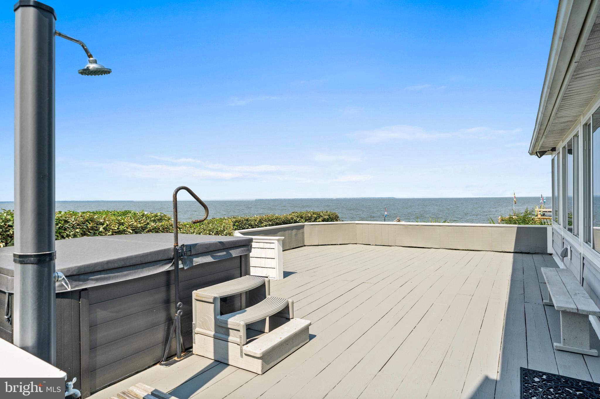 COBB ISLAND - Residential