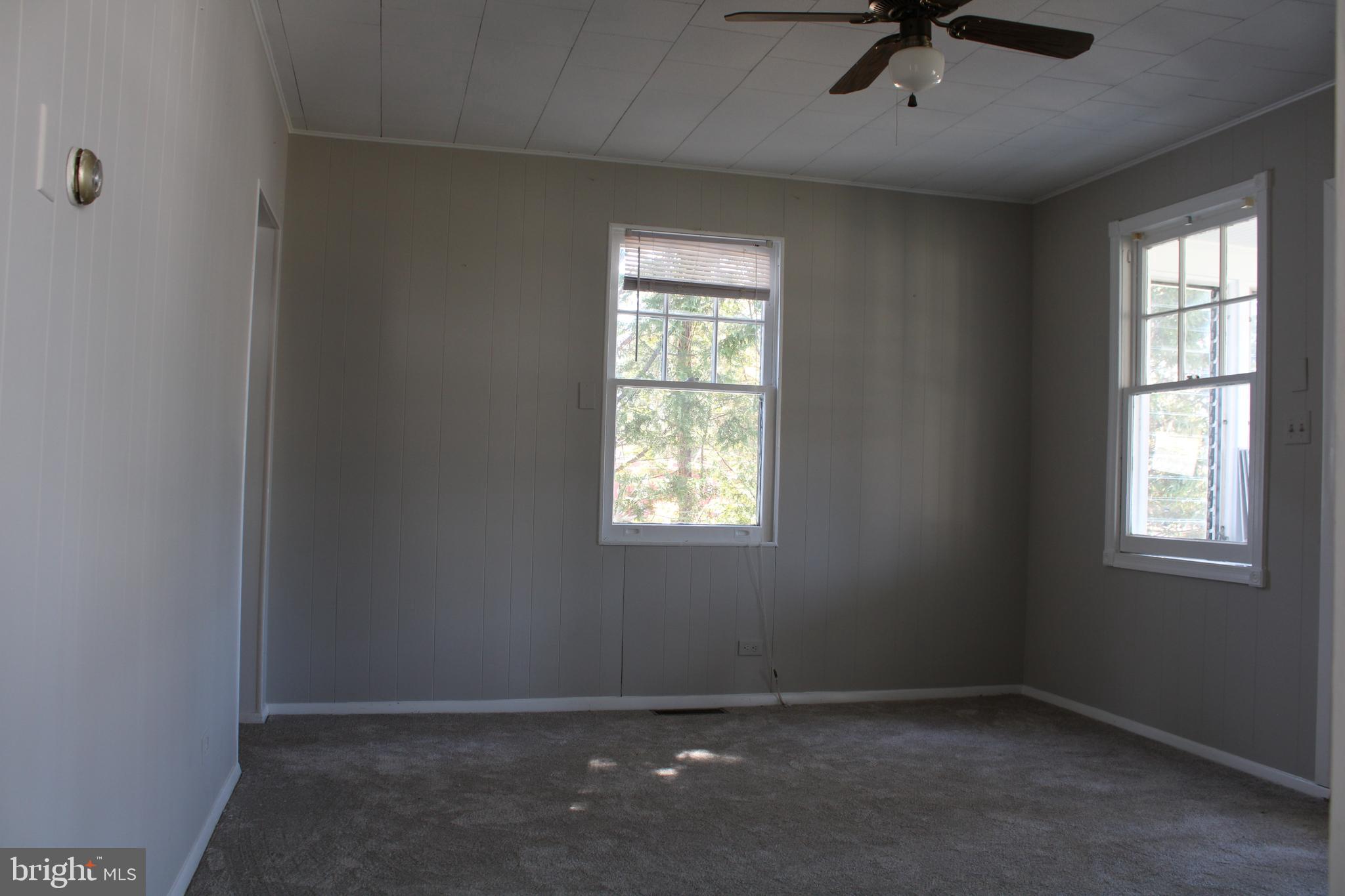 BAY RIDGE - Residential Lease