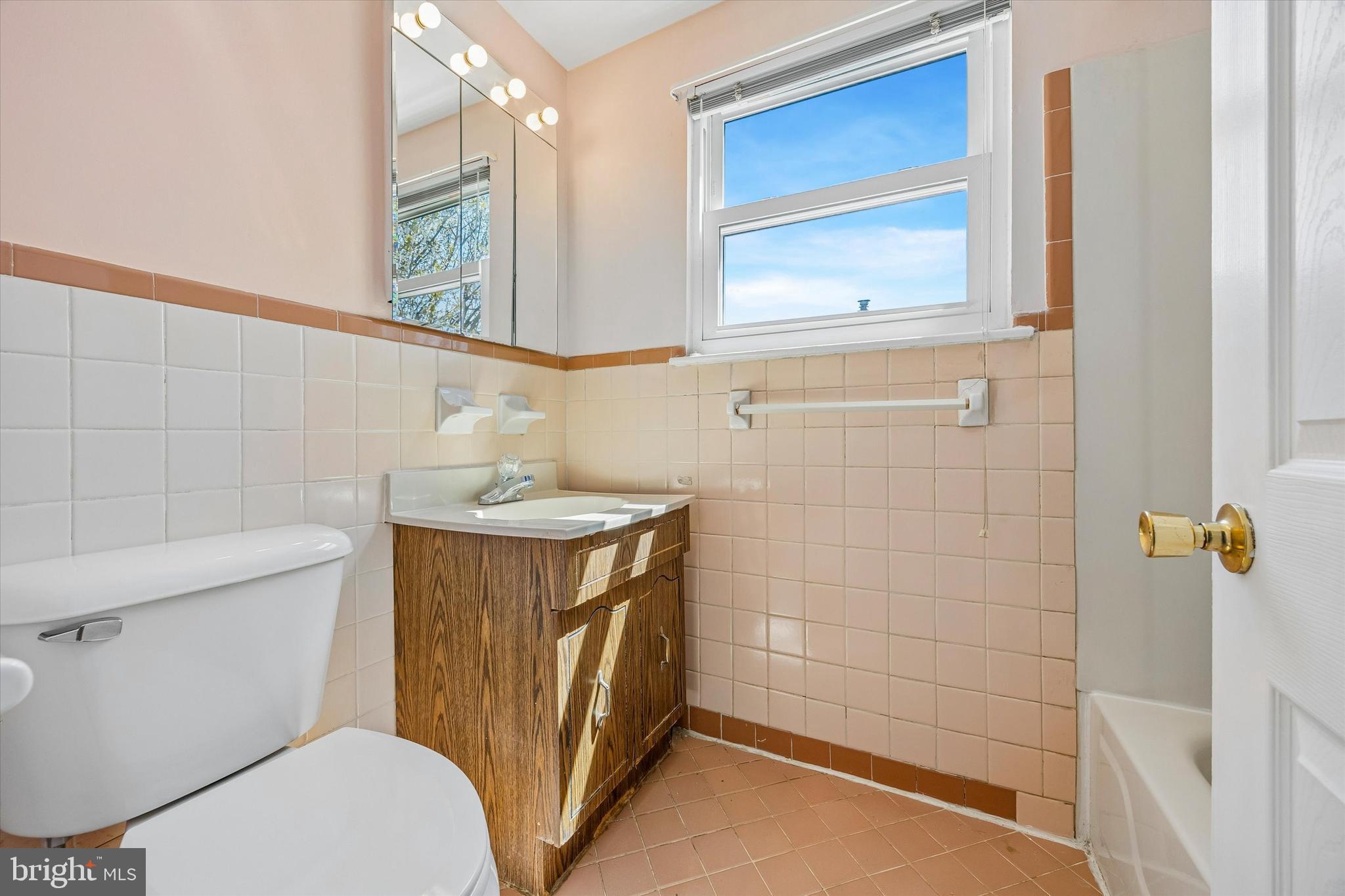 ACADEMY GARDENS - Residential