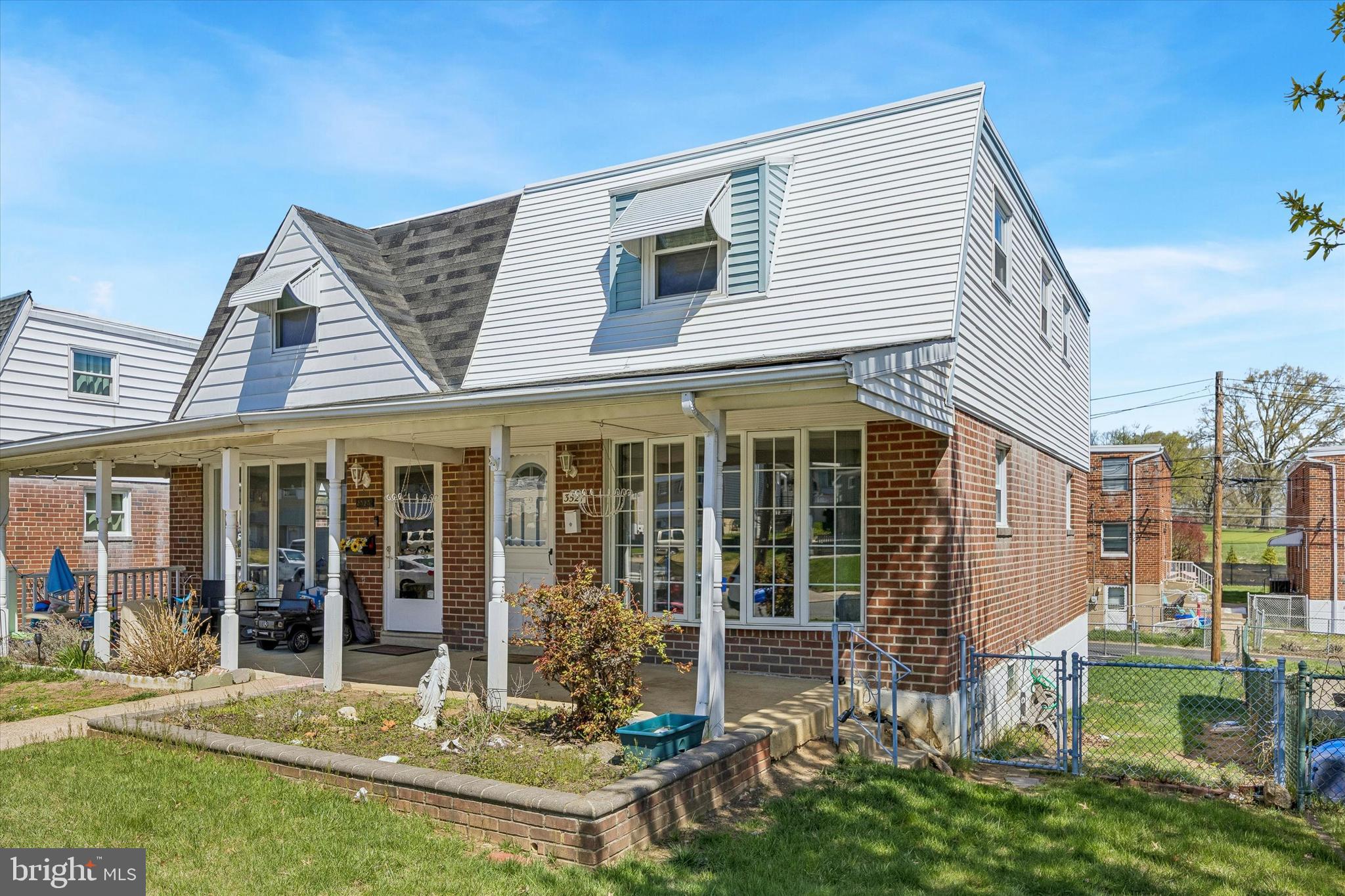 ACADEMY GARDENS - Residential