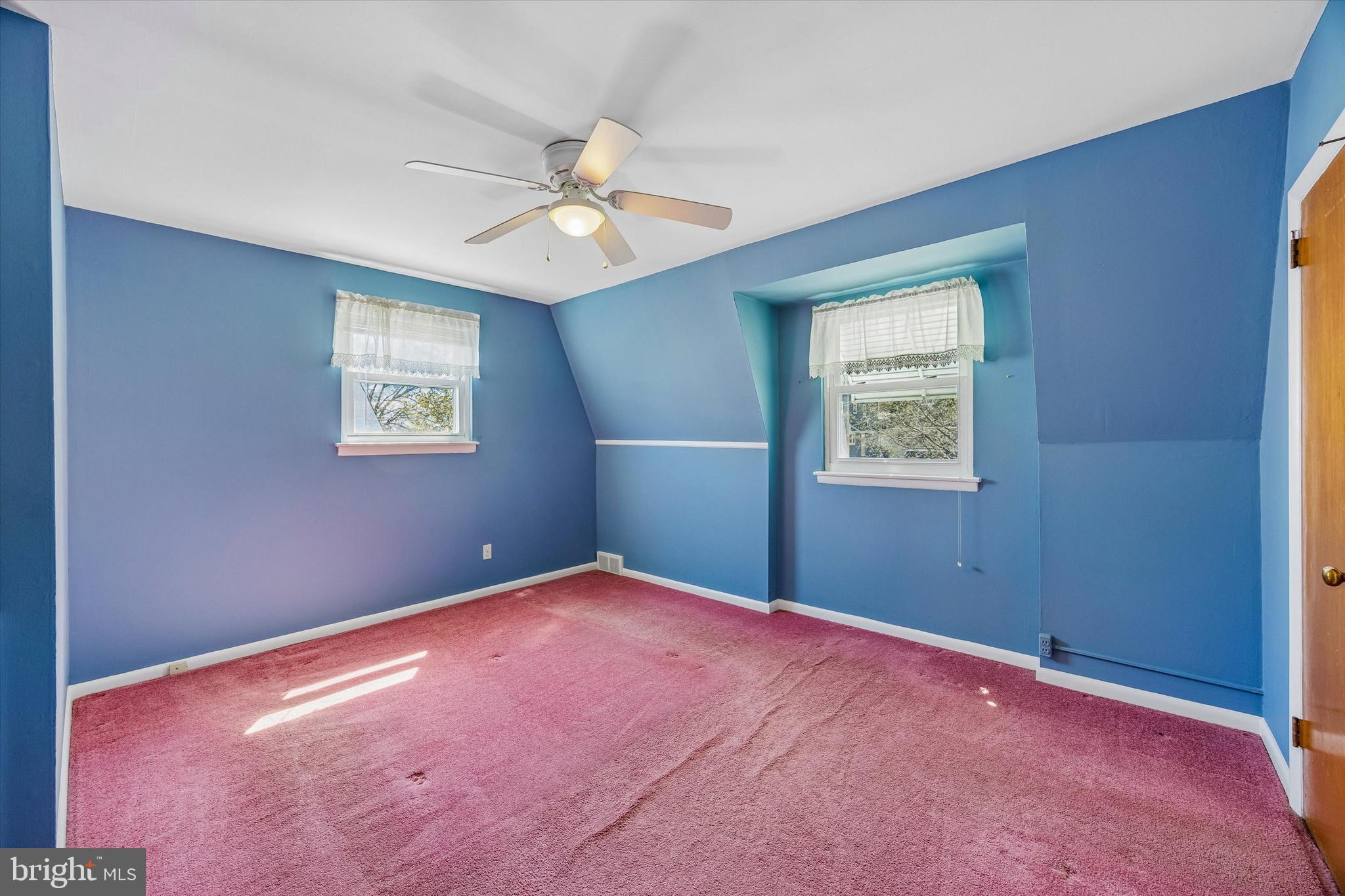 ACADEMY GARDENS - Residential